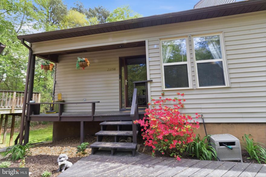 Bright and open end unit floorplan with convenience and luxury just minutes from all transportation, shopping, entertainment and recreation. With bedrooms and baths on all three levels, enjoy the privacy and warm spirit throughout. Enjoy a cozy fireplace centrally located in this homes open and inviting family room. The kitchen is fully equipped for casual or formal entertaining. Well proportioned window and door will let natural light fill every room! Come and experience all that our Wildewood community has been sharing with families for over 40 years! With Patuxent River Naval Air Command as Saint Mary's primary employer, come and see what might be your most affordable home yet. Three story end unit town home has bedrooms and baths on all 3 levels. Enjoy the many amenities of Wildewood or just shop, eat and entertain your self and family and friends with hundreds of retail stores and recreation galore.