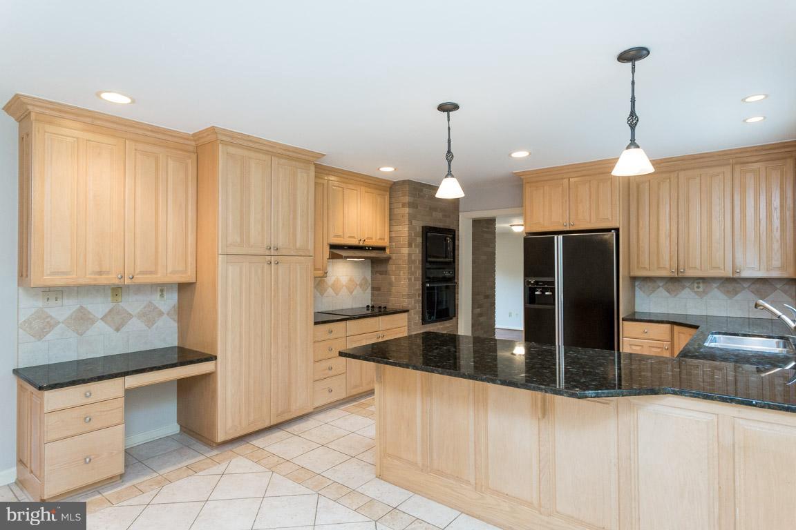 KERRICK MANOR SUB - Residential