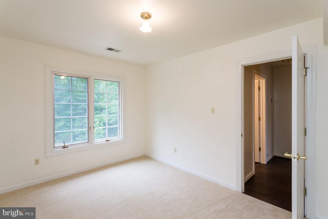 KERRICK MANOR SUB - Residential