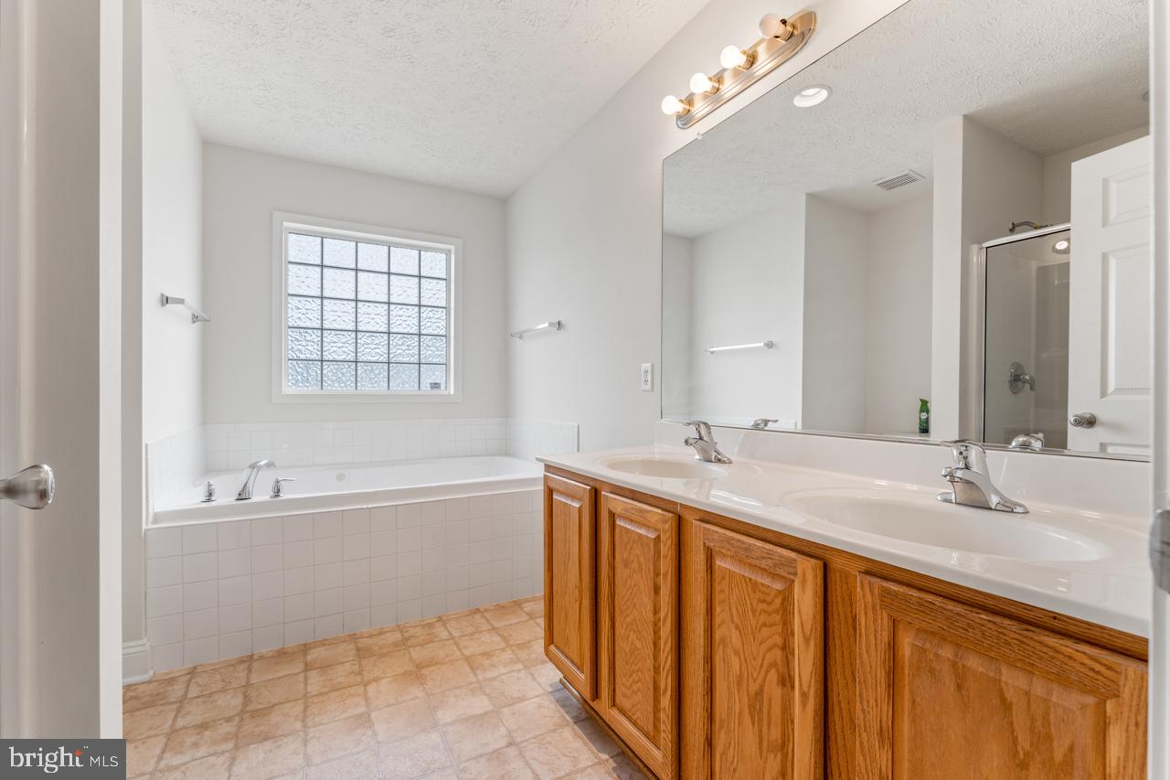 WIDEWATER VILLAGE - Residential