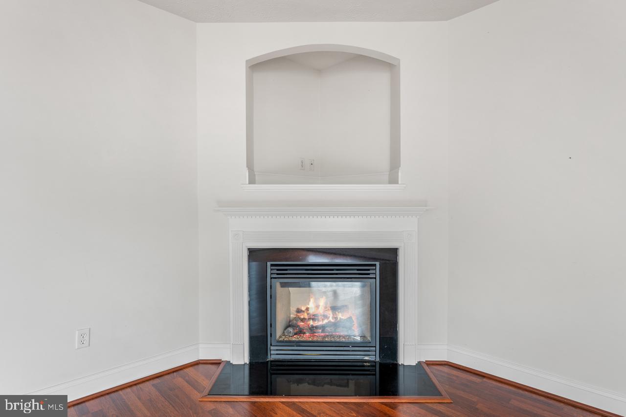 WIDEWATER VILLAGE - Residential