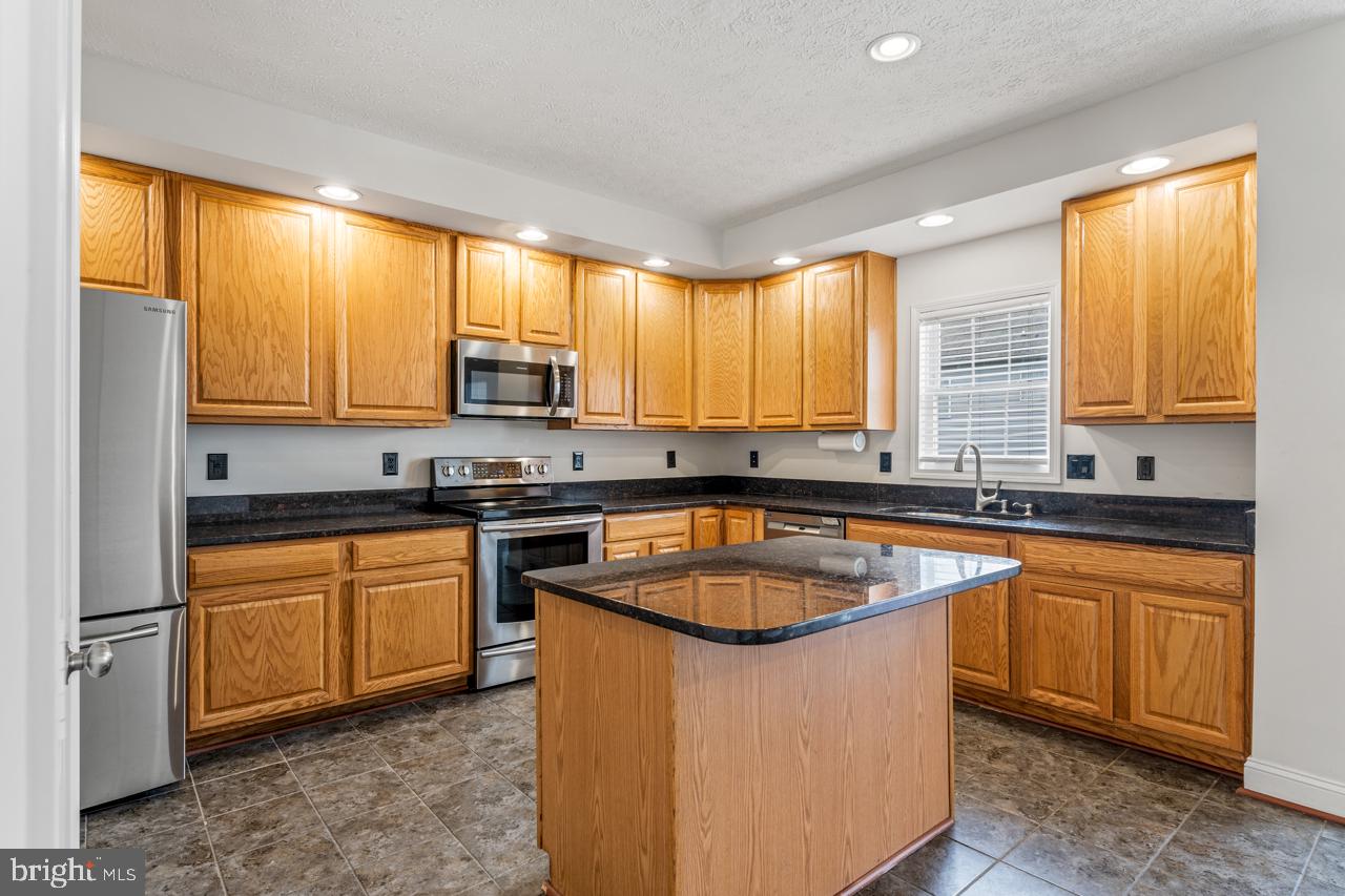 WIDEWATER VILLAGE - Residential