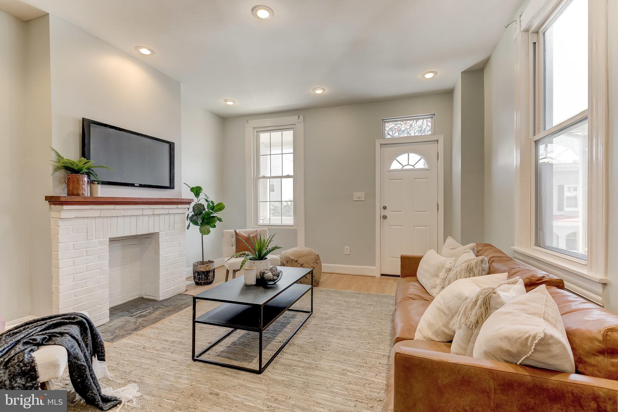 HAMPDEN HISTORIC DISTRICT - Residential