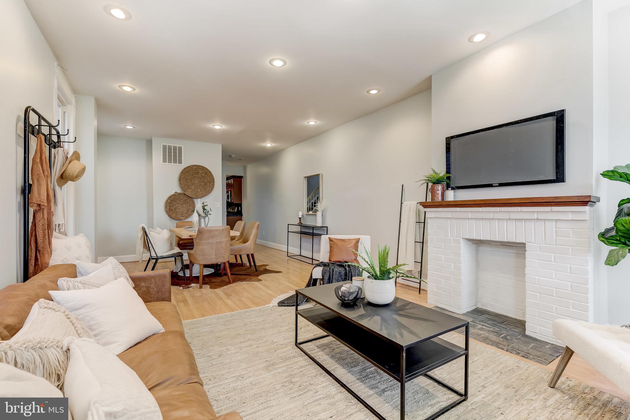 HAMPDEN HISTORIC DISTRICT - Residential