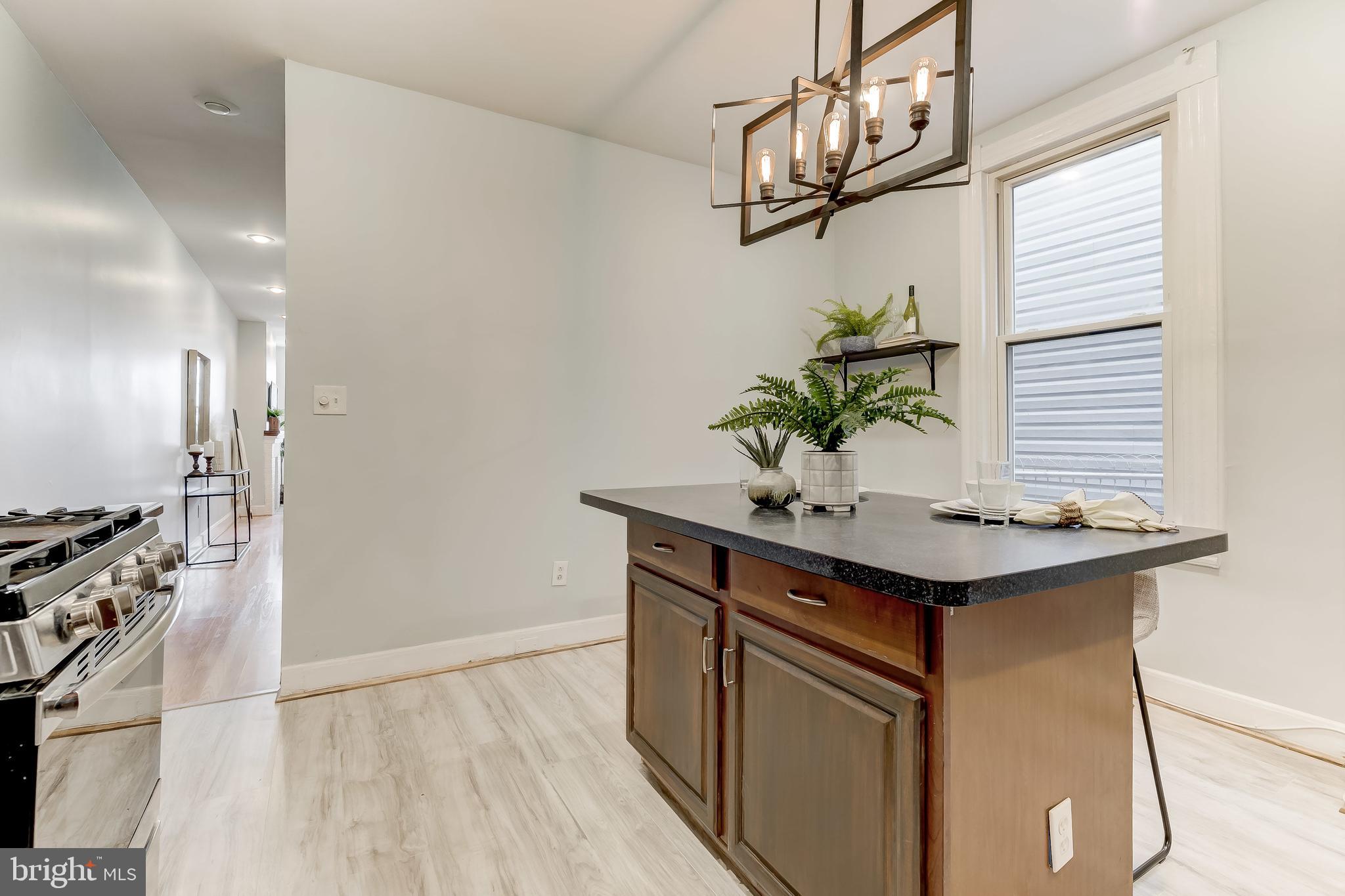 HAMPDEN HISTORIC DISTRICT - Residential