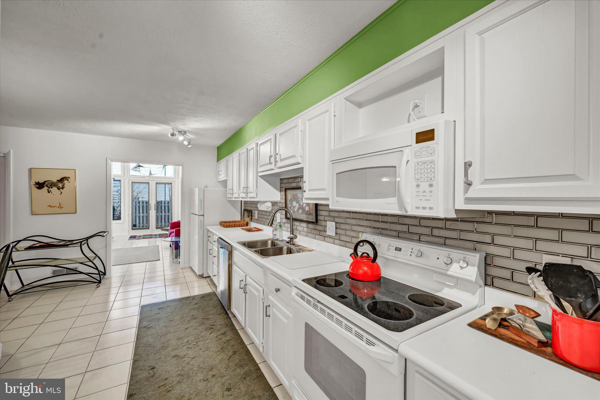 WELLINGTON DOWNES - Residential