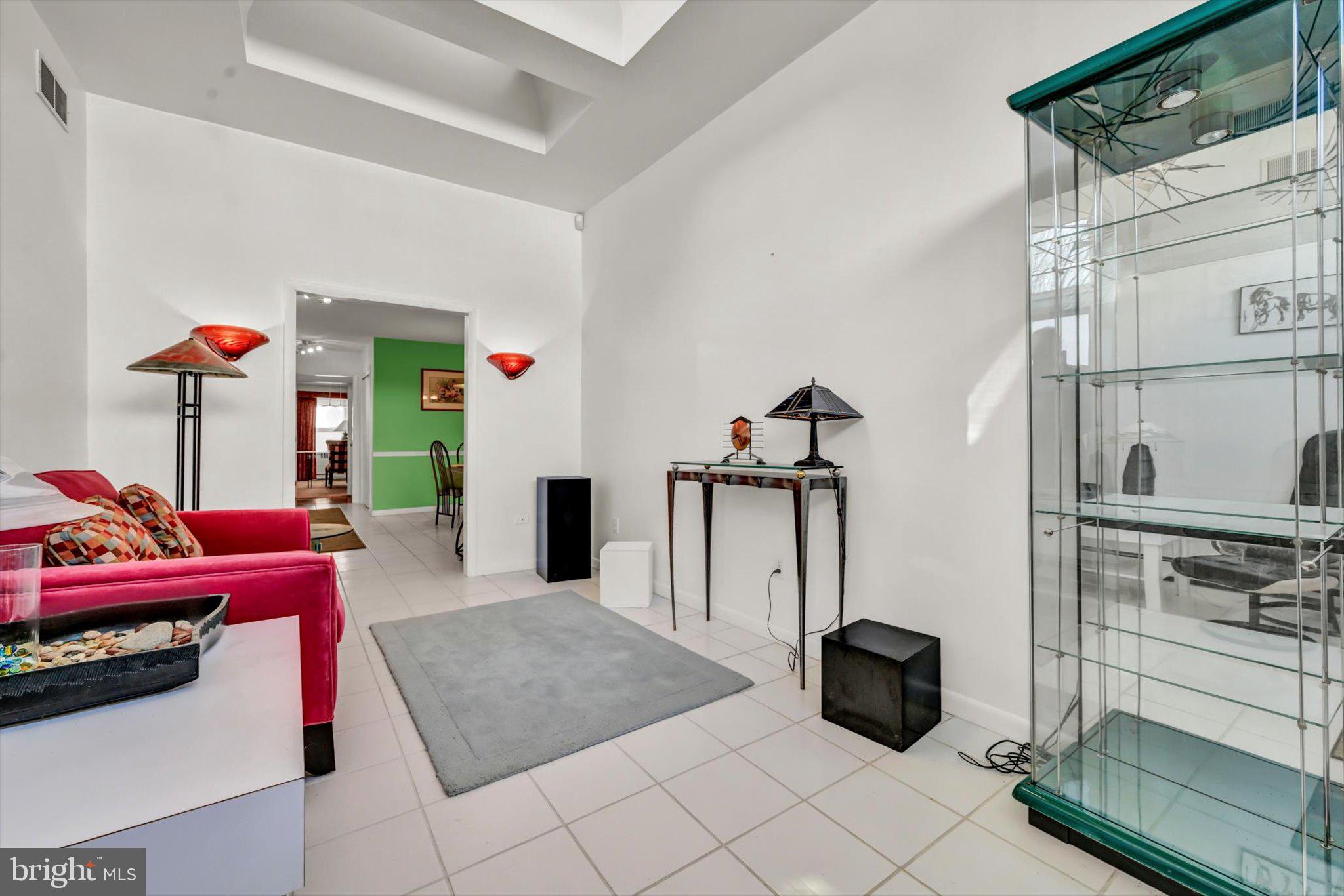 WELLINGTON DOWNES - Residential