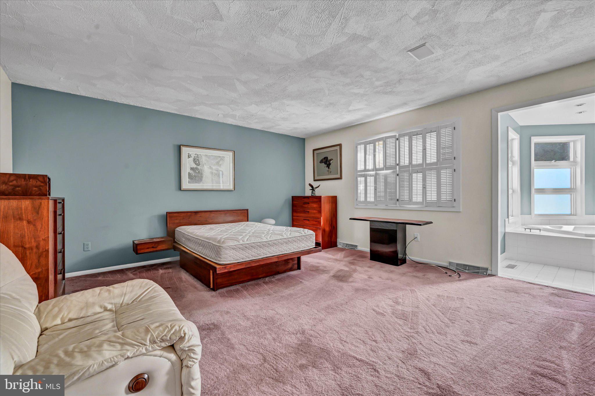 WELLINGTON DOWNES - Residential