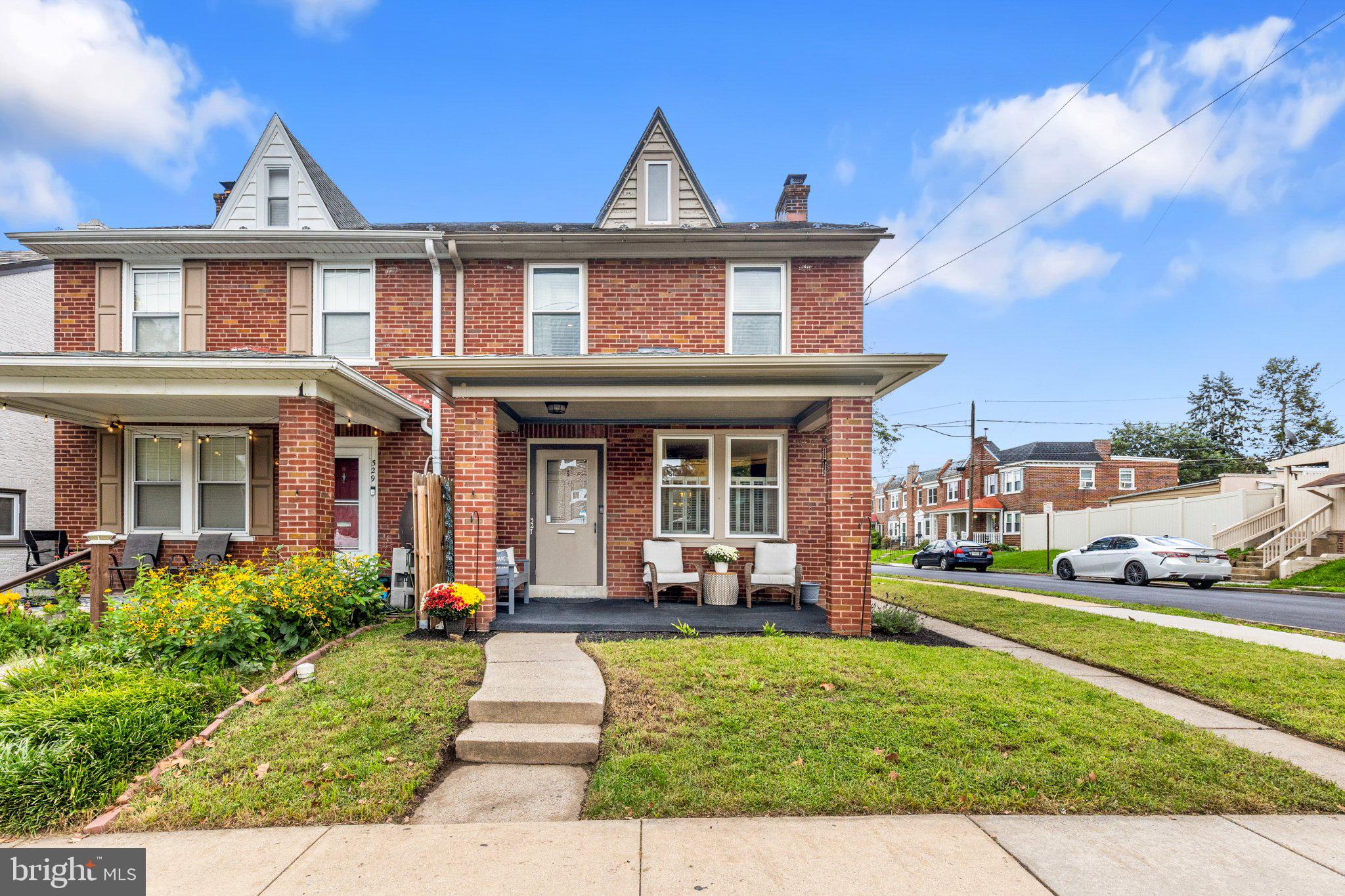 327 N RESERVOIR STREET