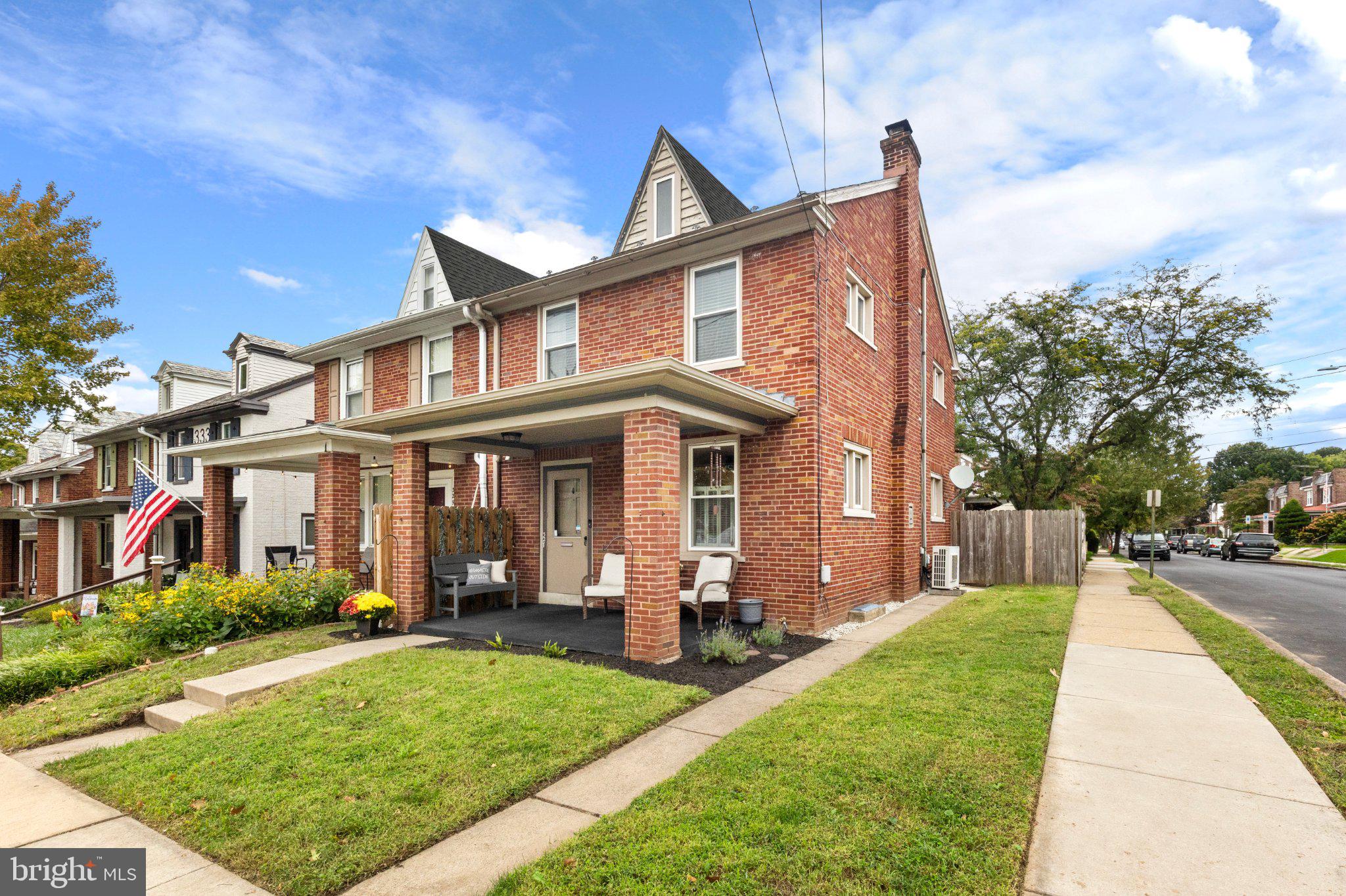327 N RESERVOIR STREET