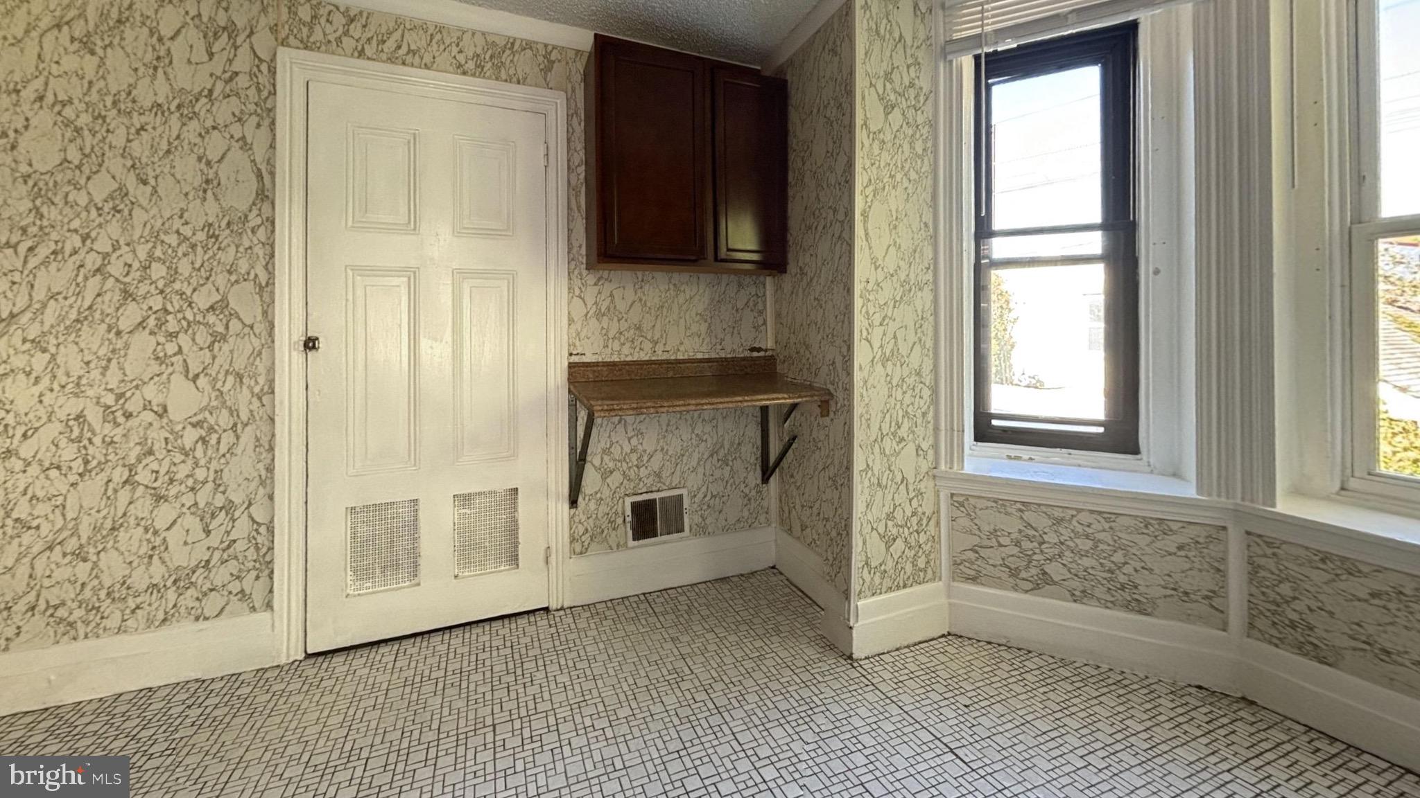 PHILADELPHIA - Residential Lease