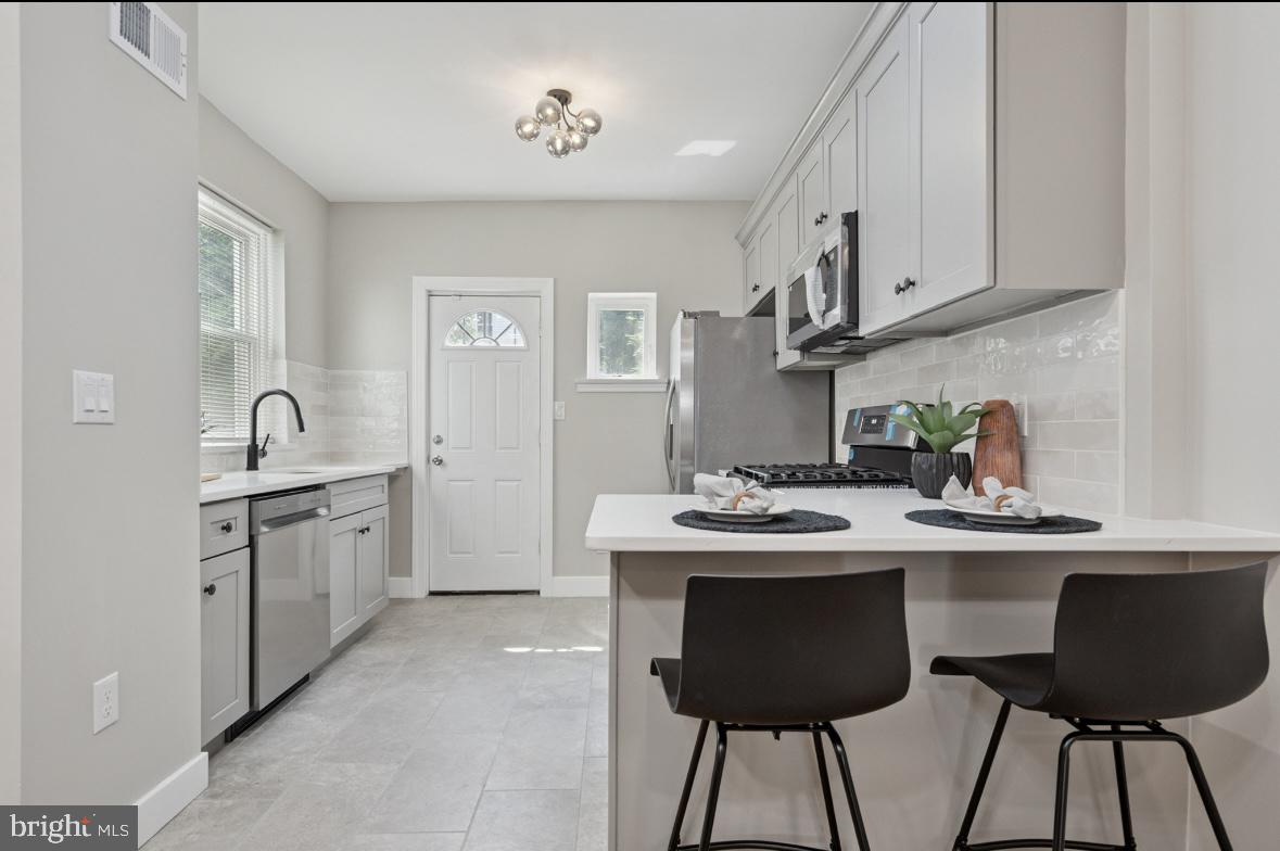 COBBS CREEK - Residential