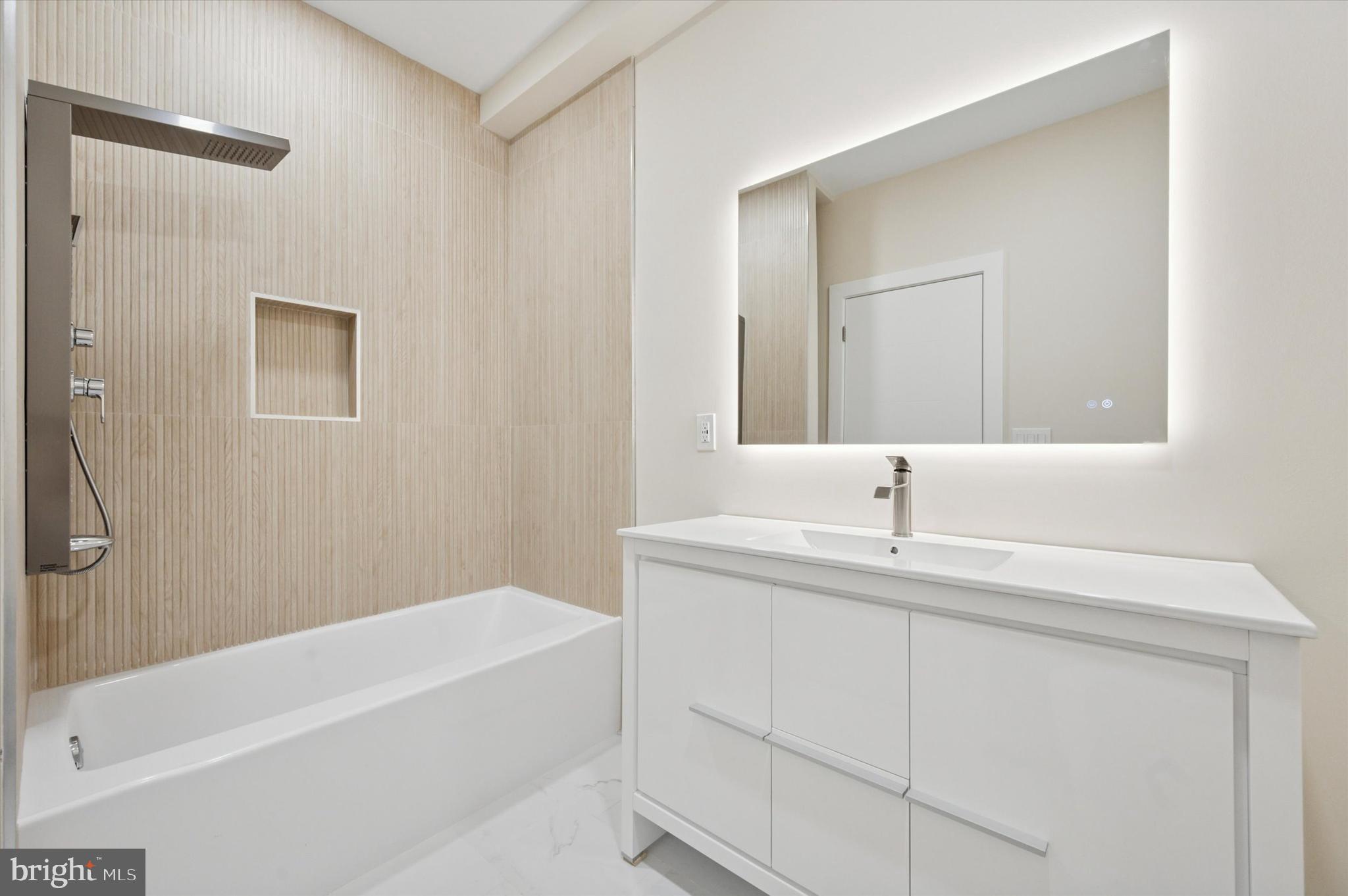 FISHTOWN - Residential