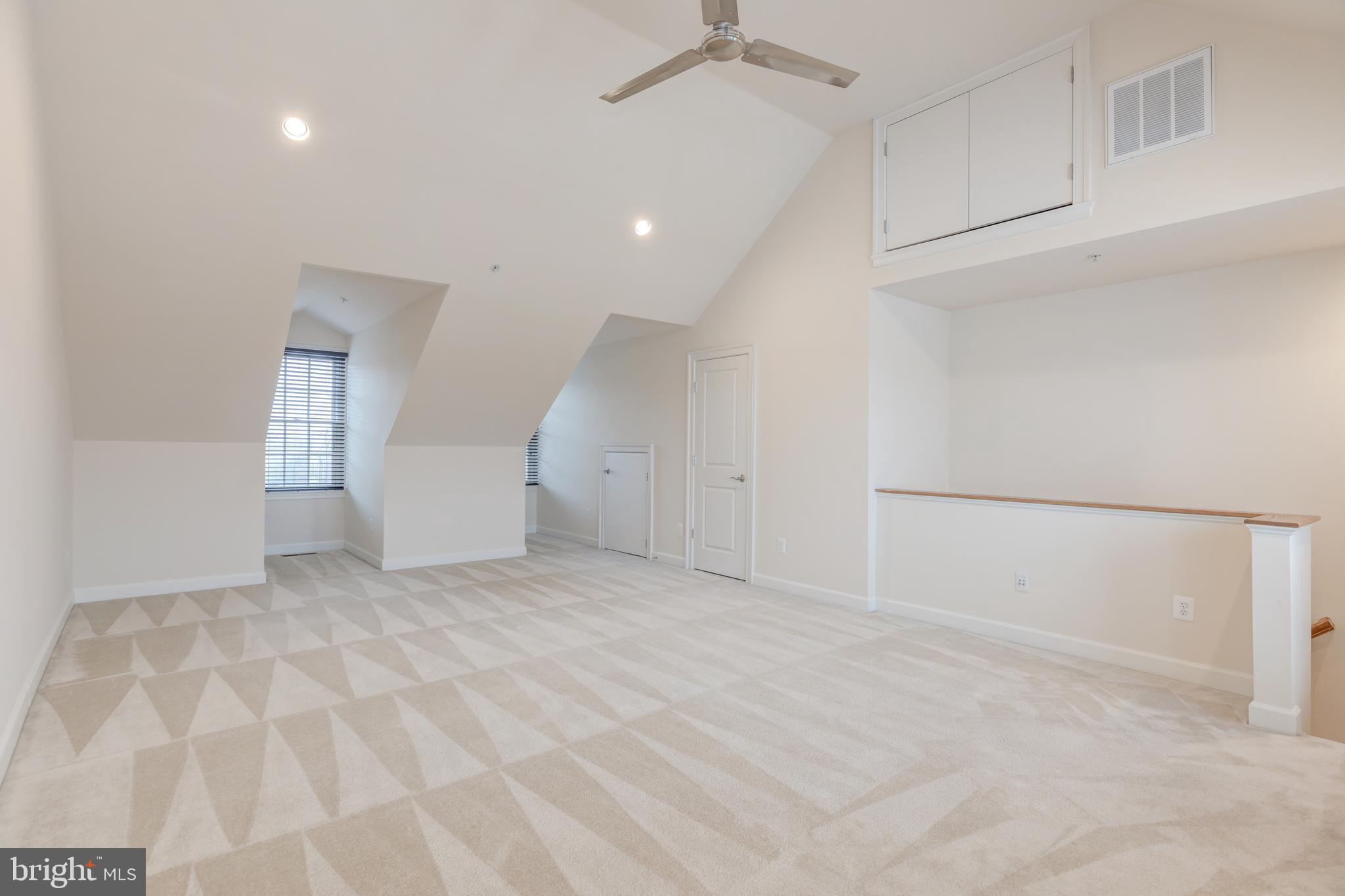 POTOMAC GREENS - Residential Lease