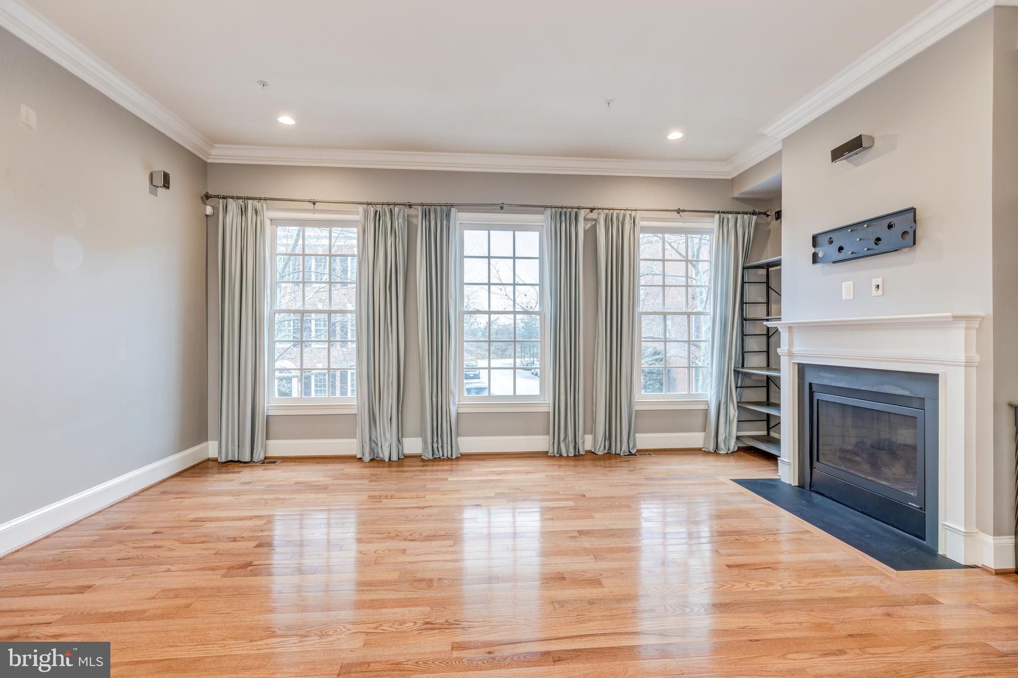 POTOMAC GREENS - Residential Lease