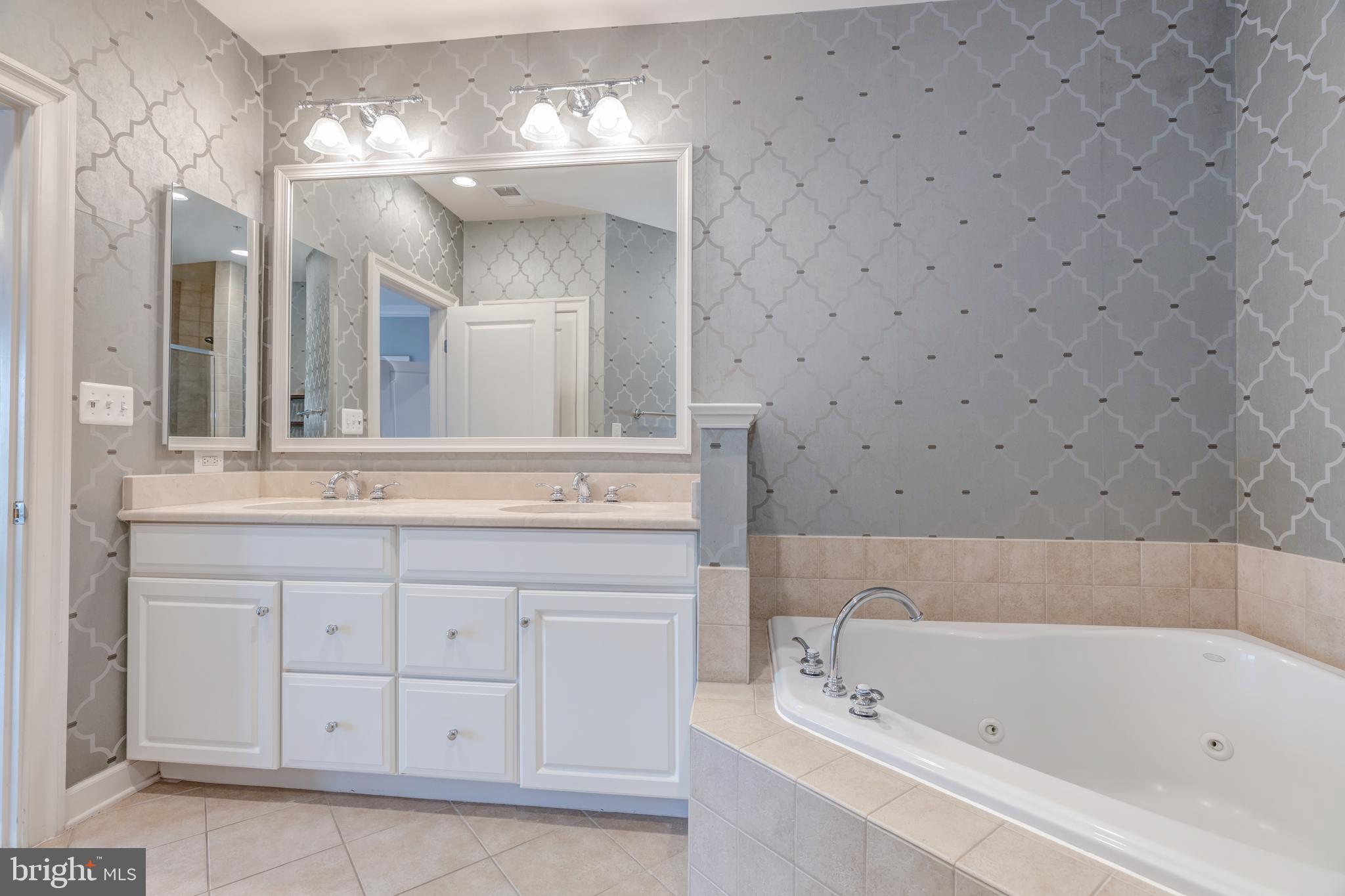 POTOMAC GREENS - Residential Lease