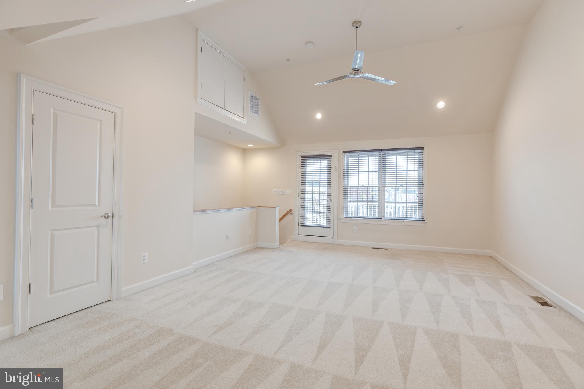 POTOMAC GREENS - Residential Lease