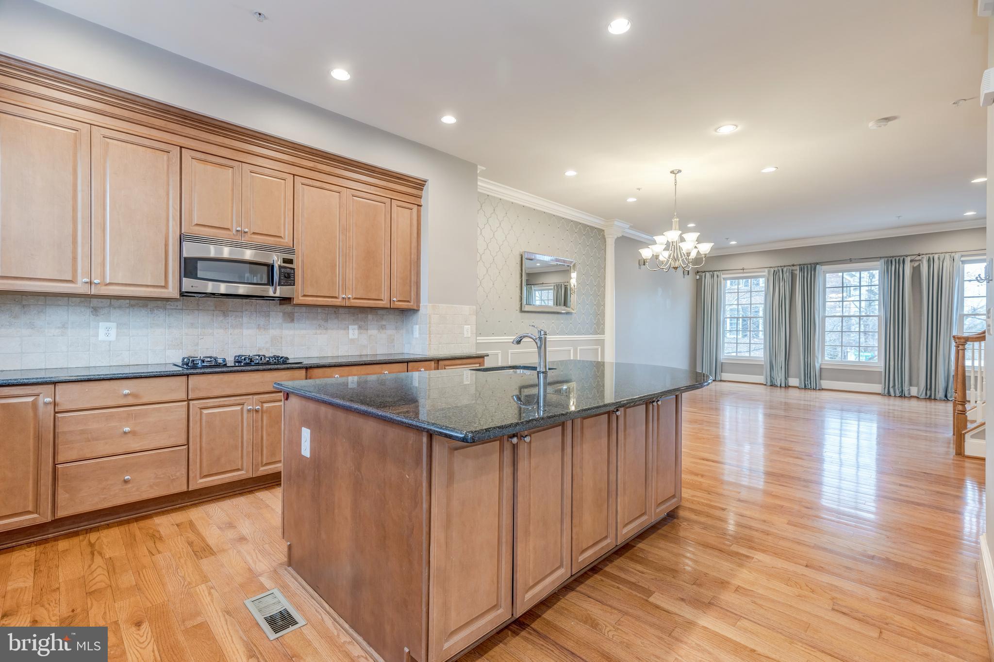 POTOMAC GREENS - Residential Lease