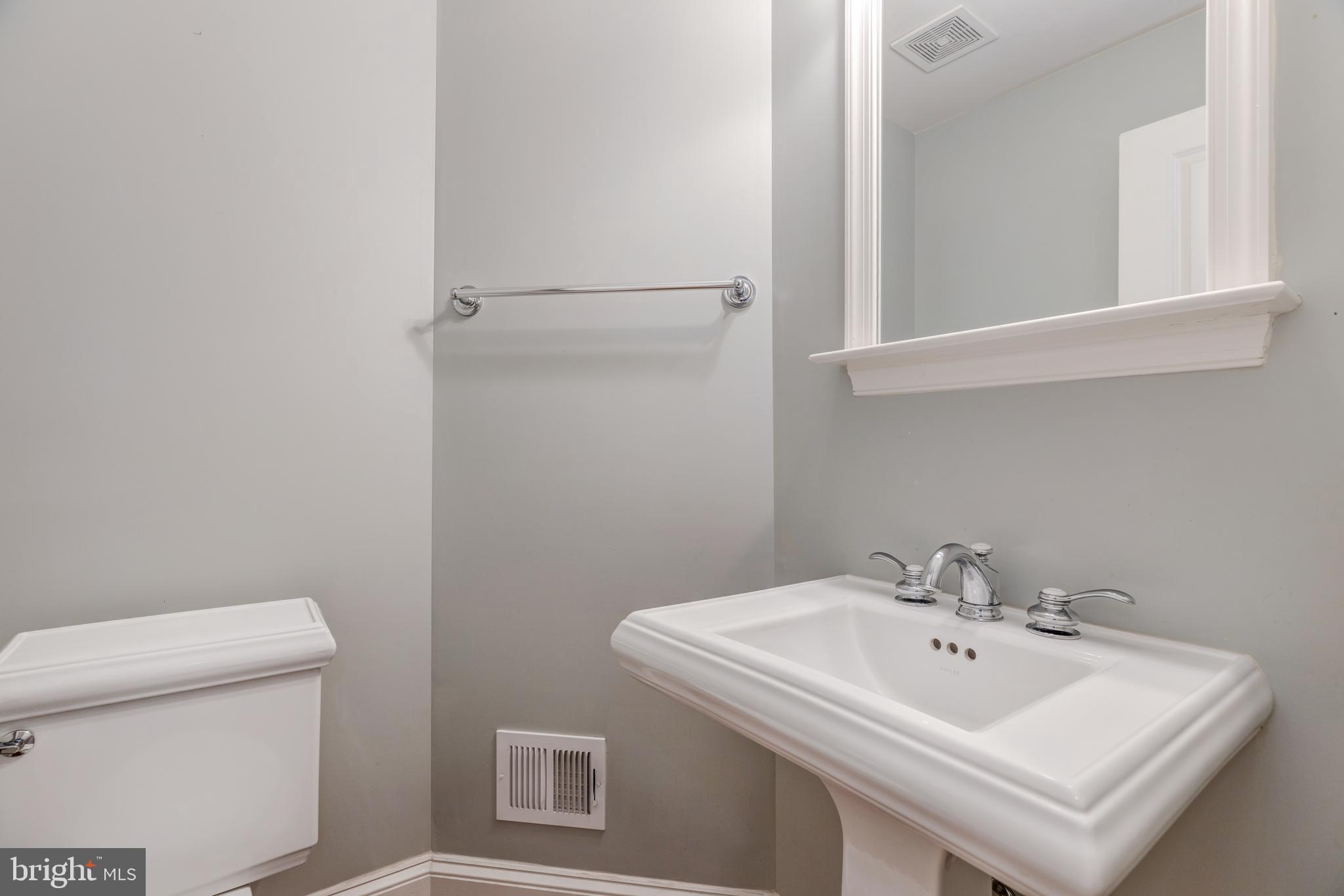 POTOMAC GREENS - Residential Lease