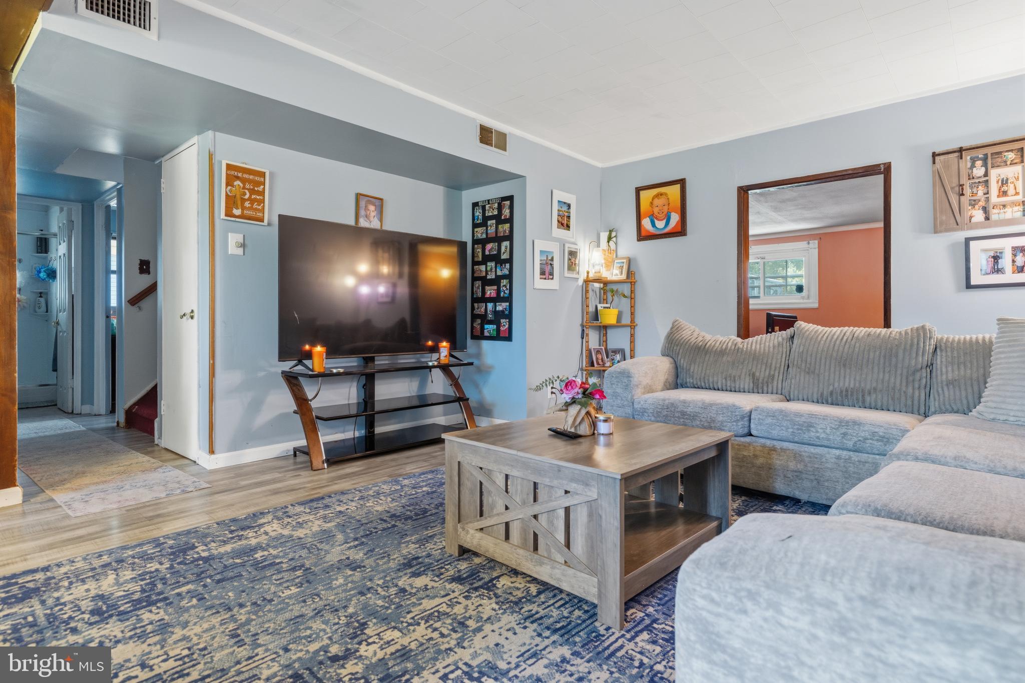 589 DOLORO DRIVE