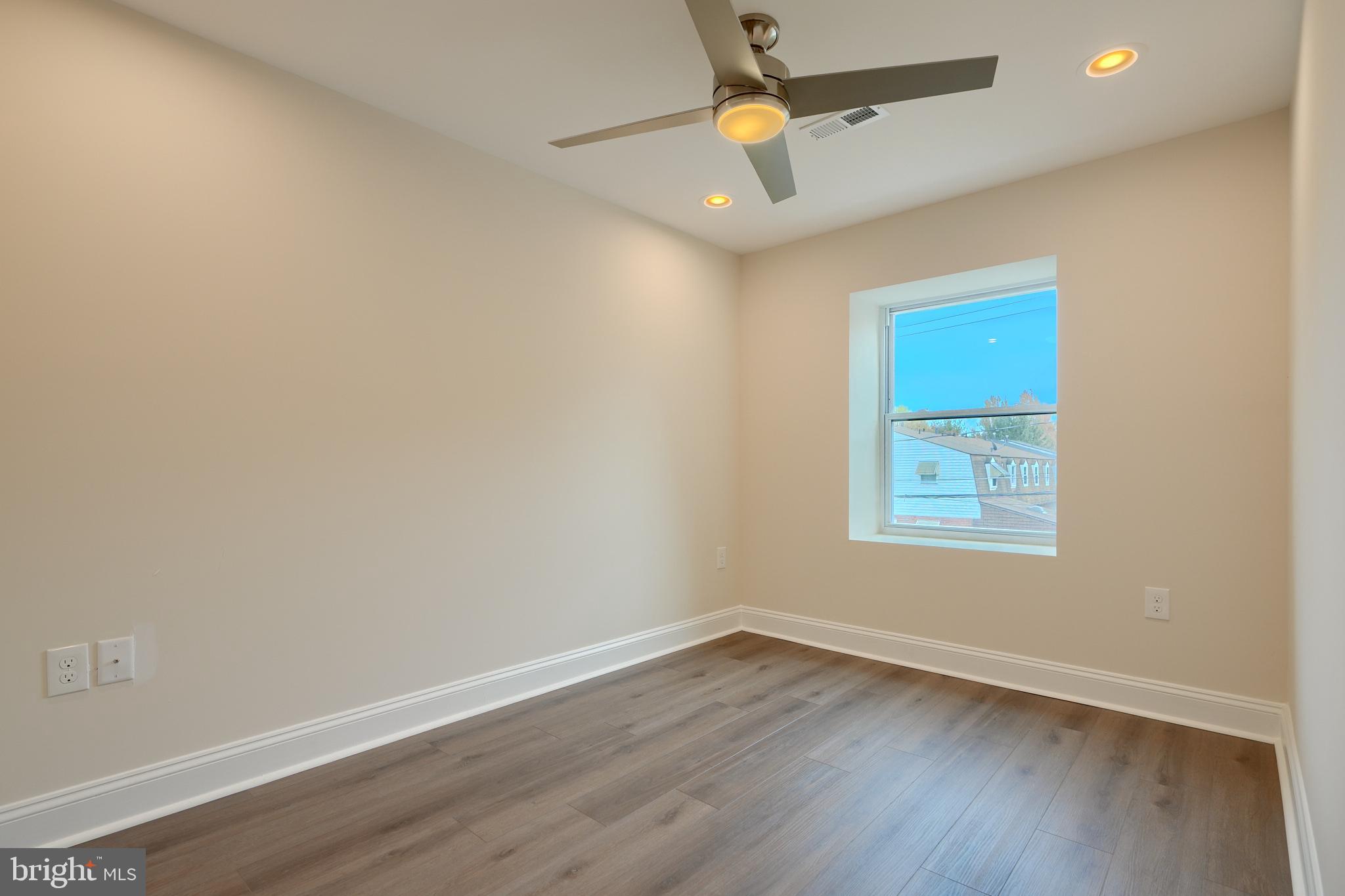 HAWTHORNE - Residential