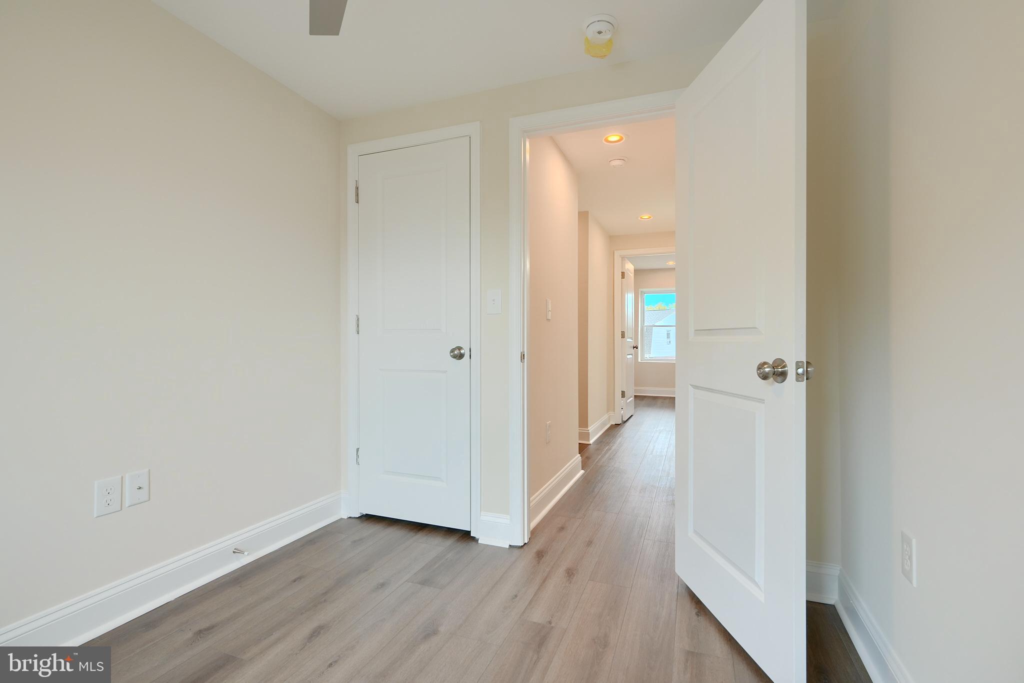 HAWTHORNE - Residential