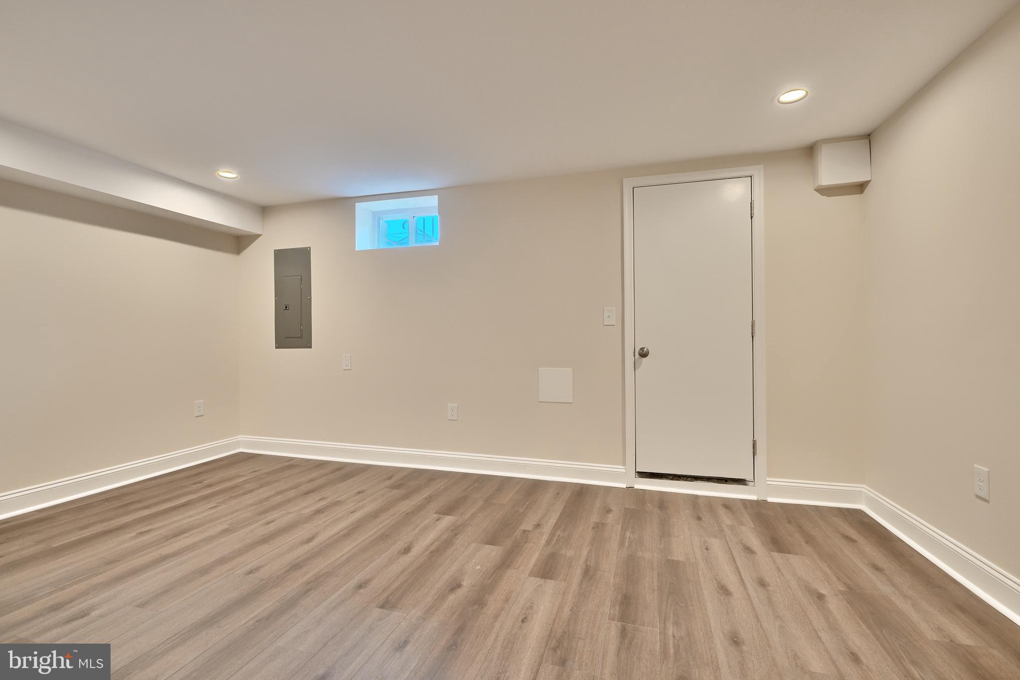 HAWTHORNE - Residential