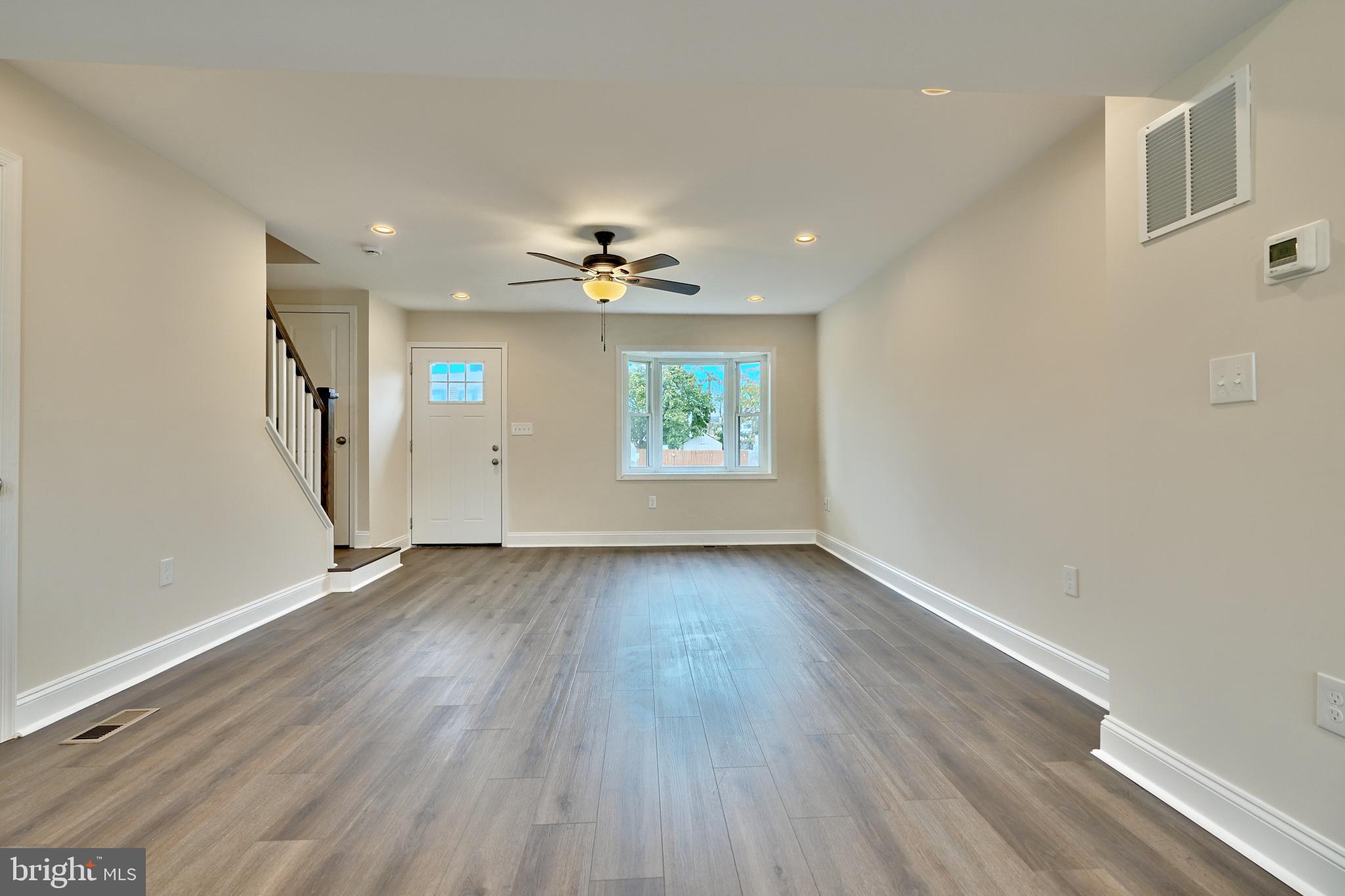 HAWTHORNE - Residential