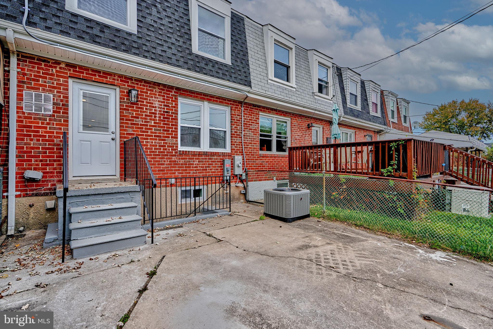 HAWTHORNE - Residential