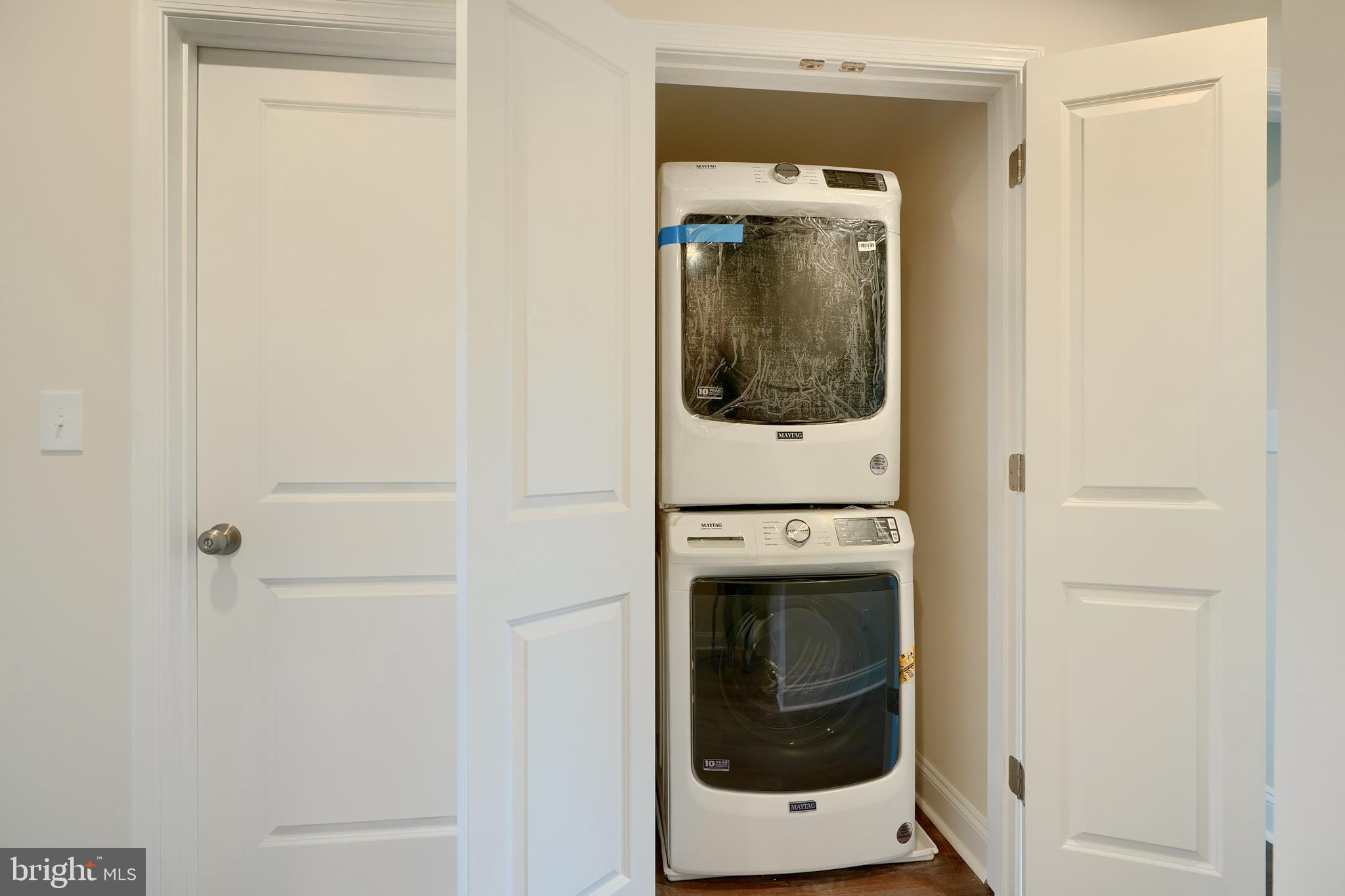 HAWTHORNE - Residential