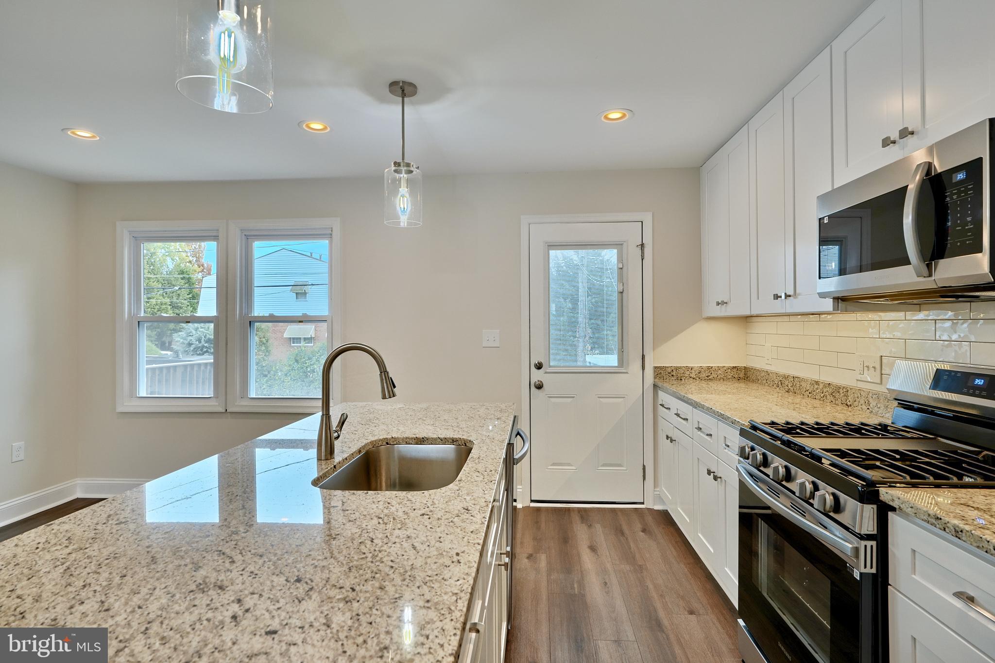 HAWTHORNE - Residential