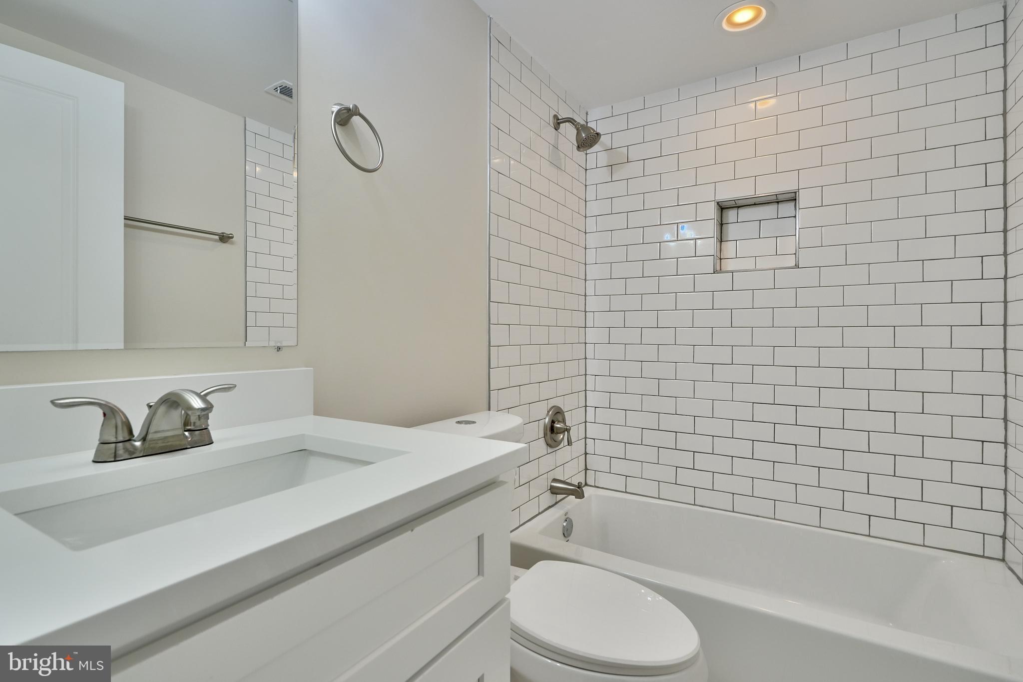 HAWTHORNE - Residential