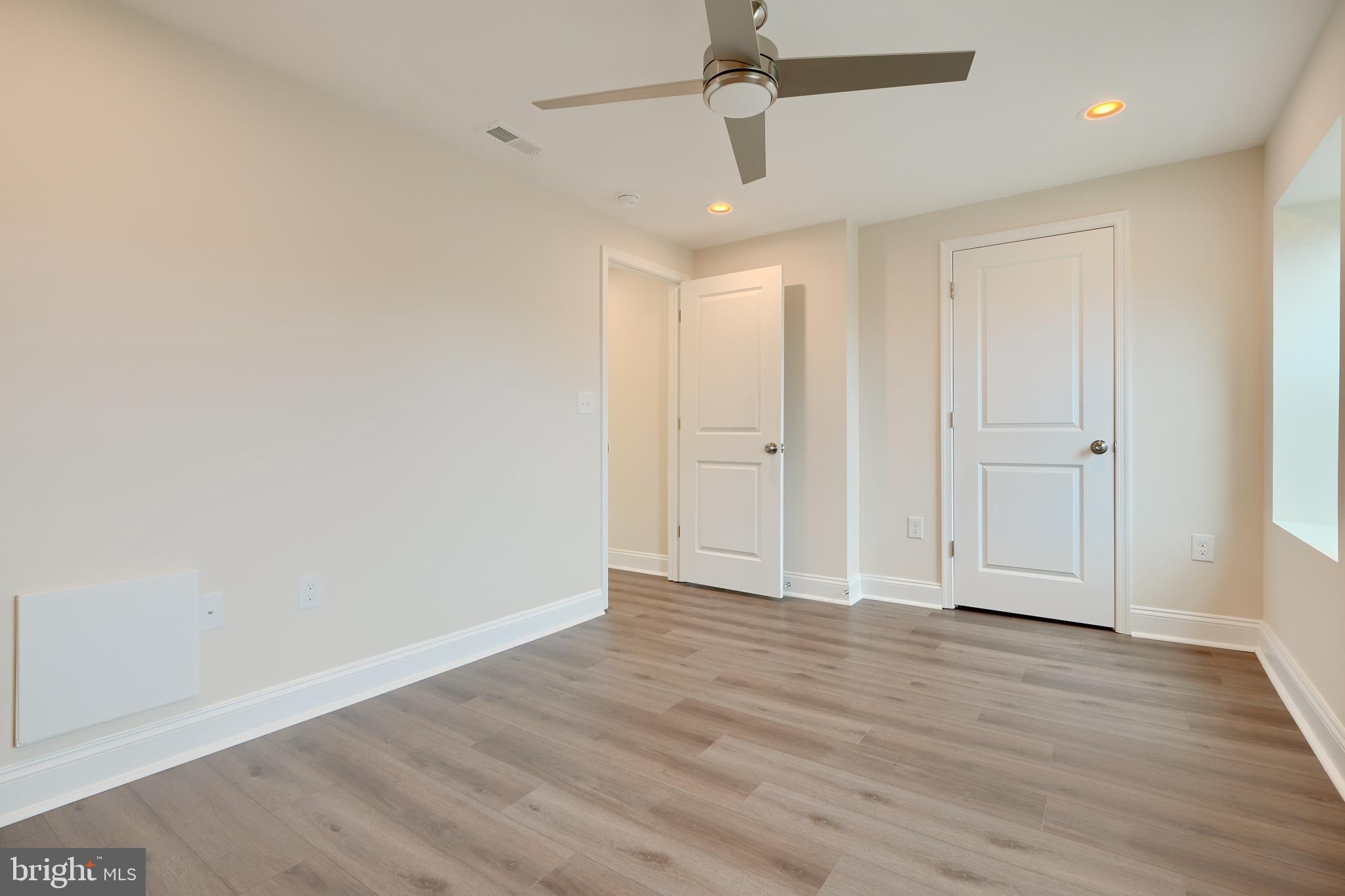 HAWTHORNE - Residential