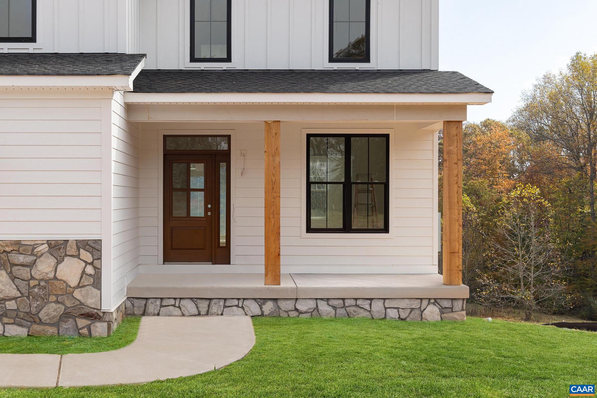 OCTONIA HIGHLANDS - Residential