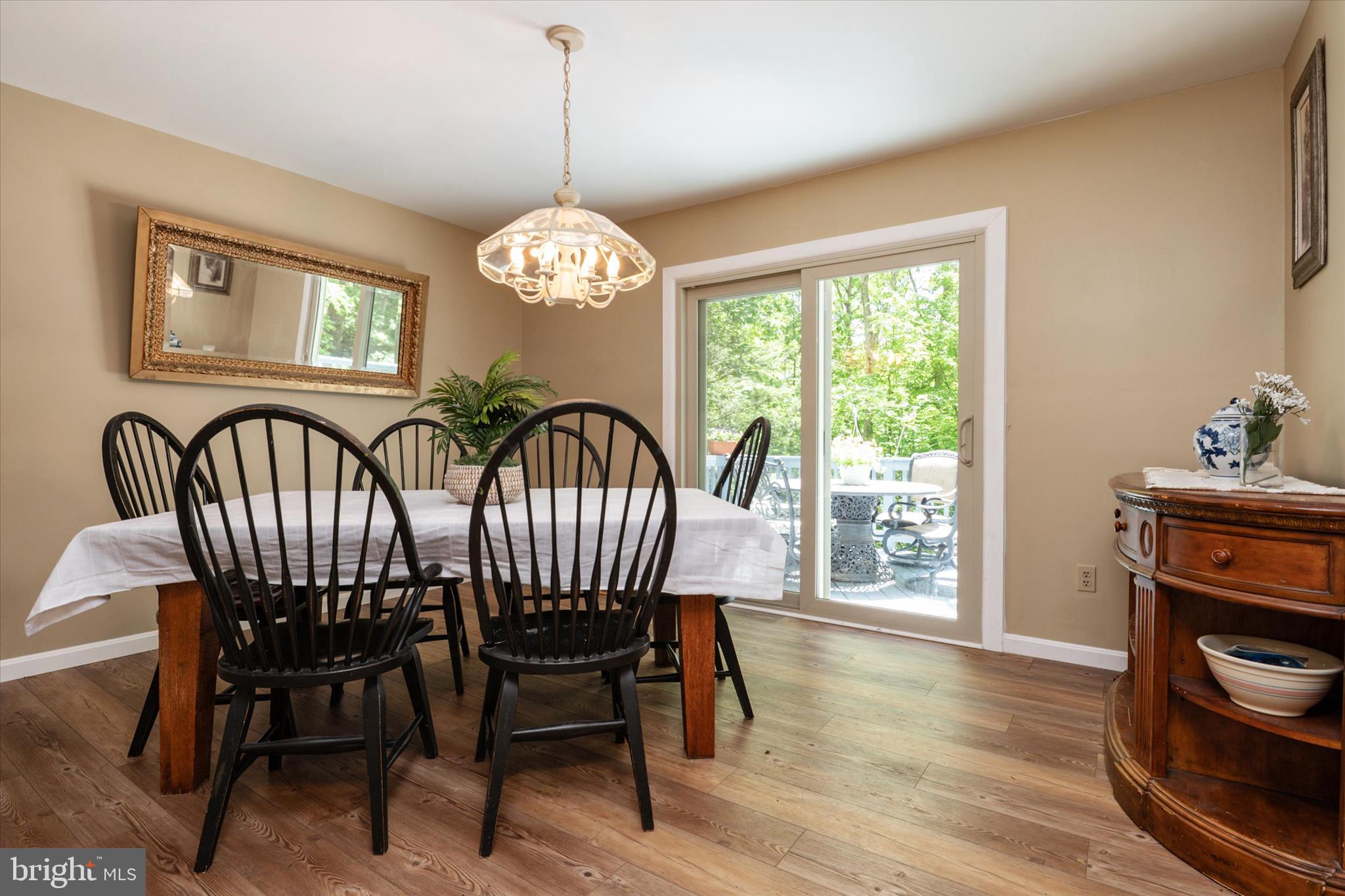 HALLMARK WOODS - Residential
