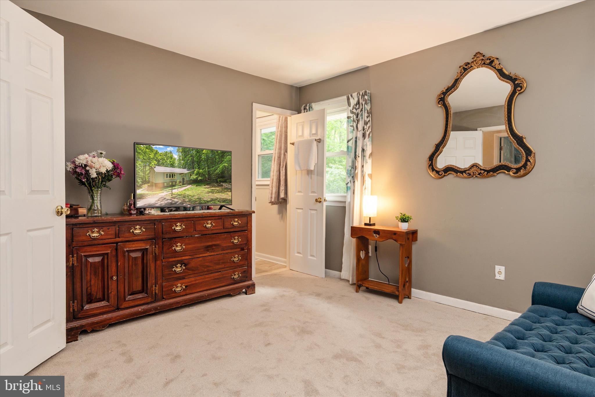 HALLMARK WOODS - Residential