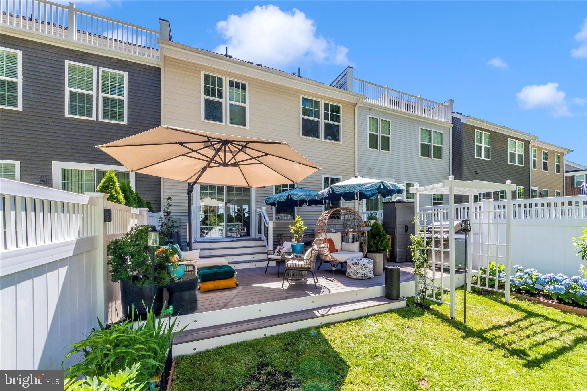 MARLBORO RIDGE - Residential