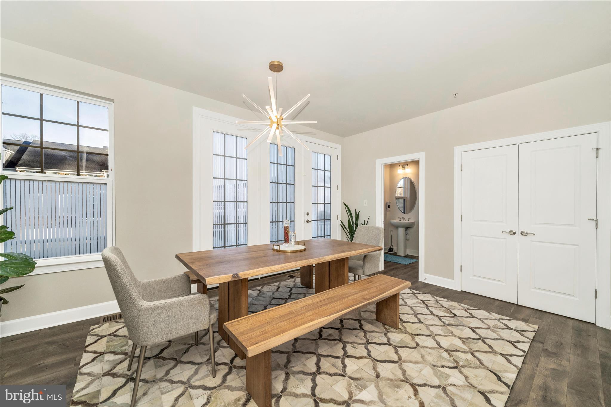 MARLBORO RIDGE - Residential