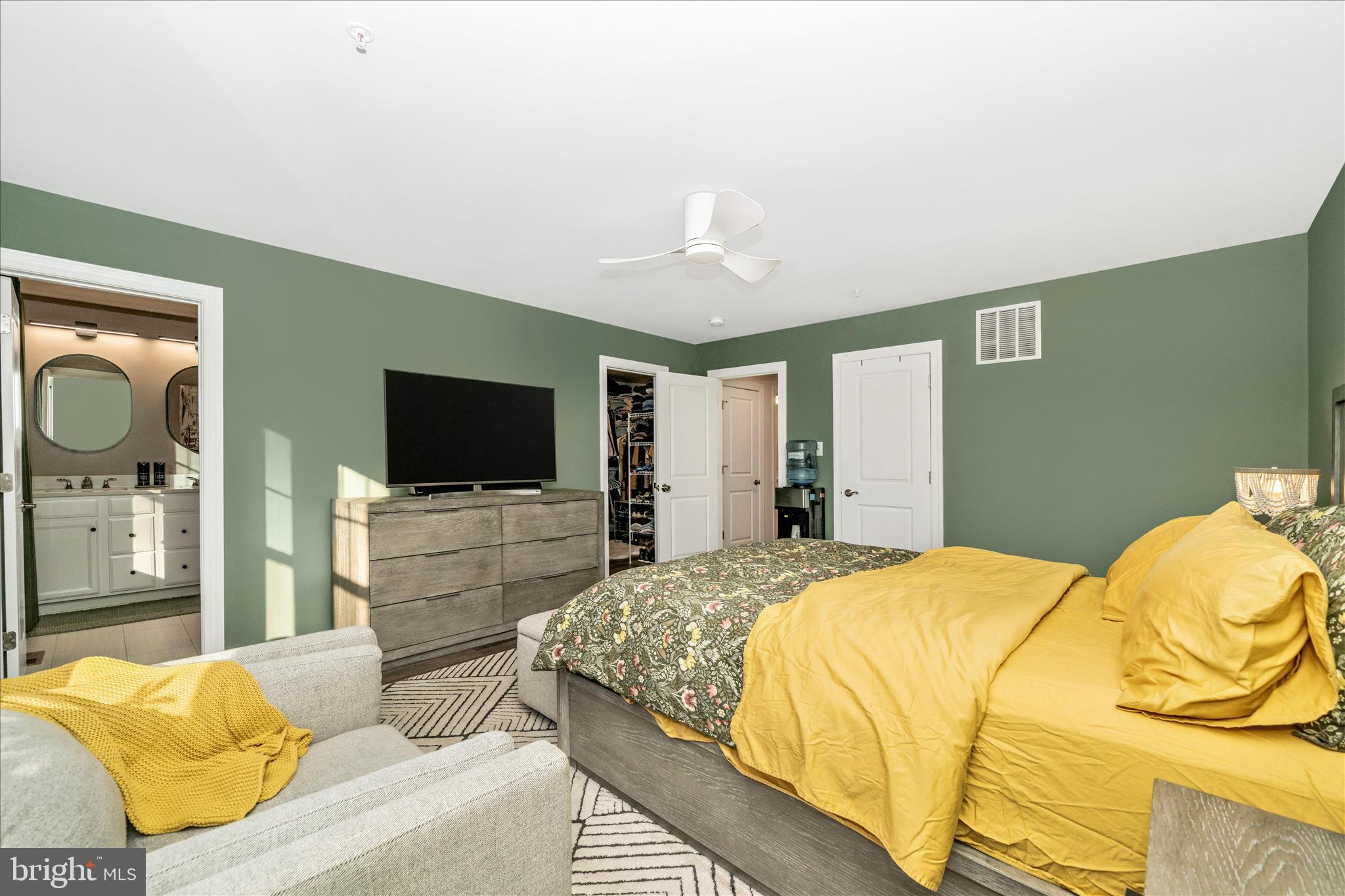 MARLBORO RIDGE - Residential