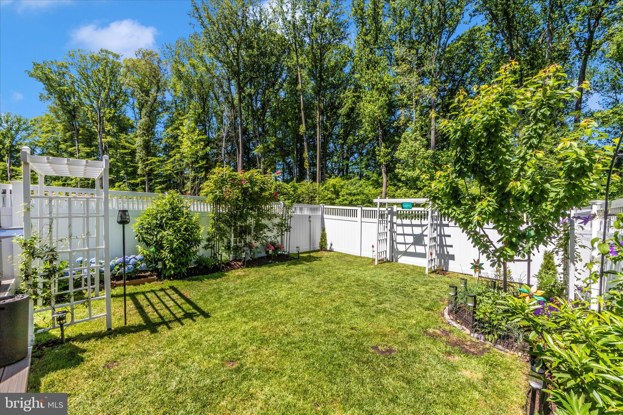 MARLBORO RIDGE - Residential