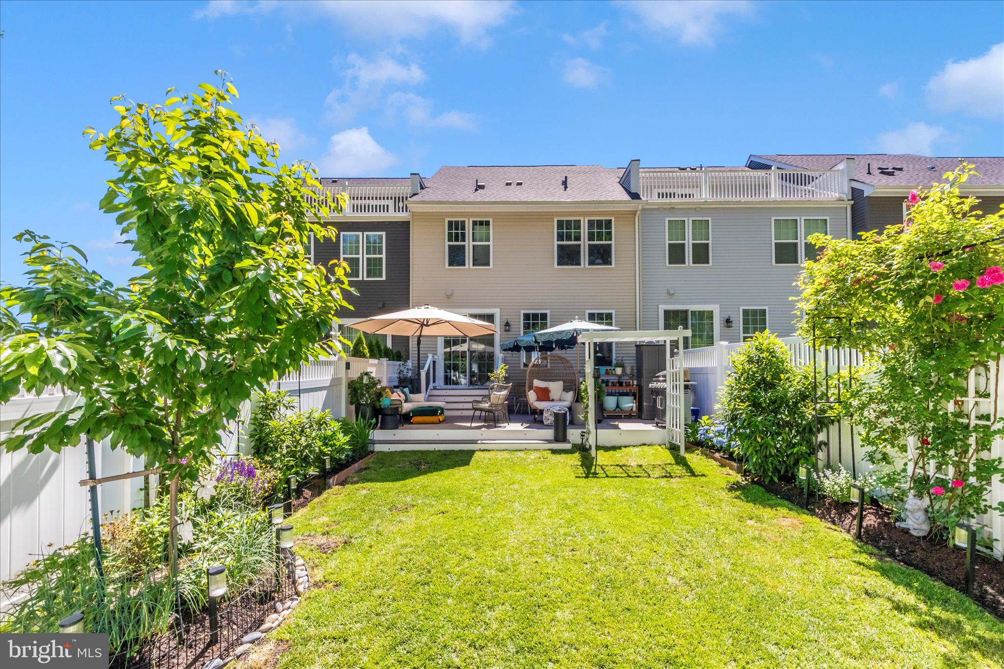 MARLBORO RIDGE - Residential