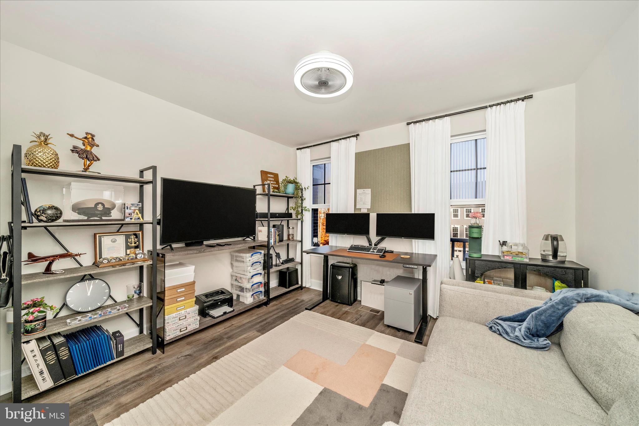 MARLBORO RIDGE - Residential