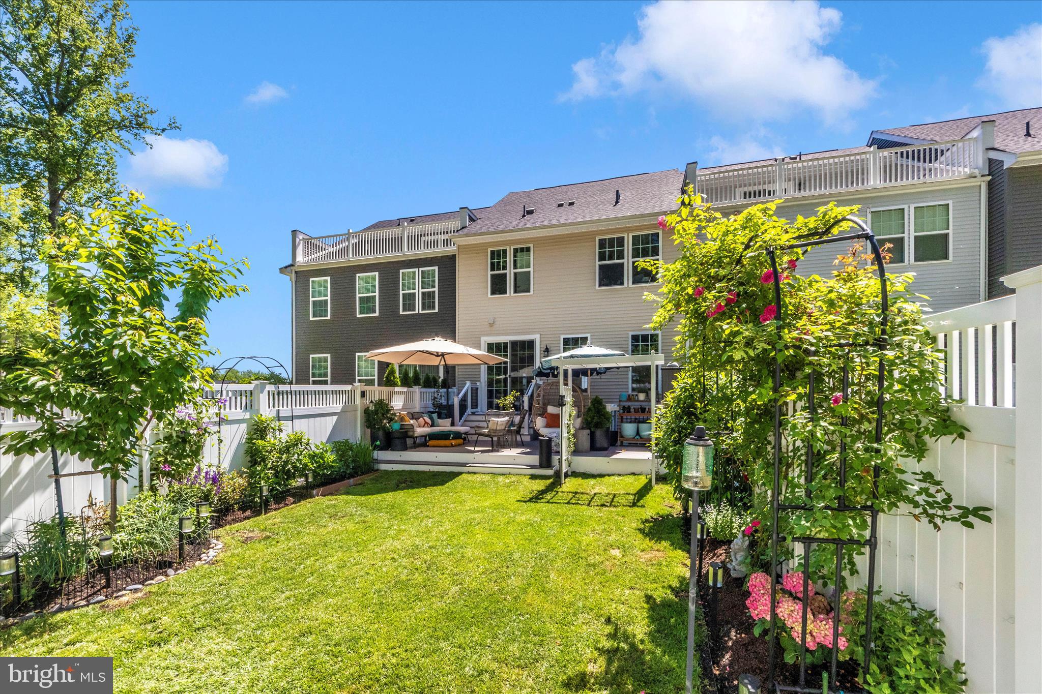 MARLBORO RIDGE - Residential