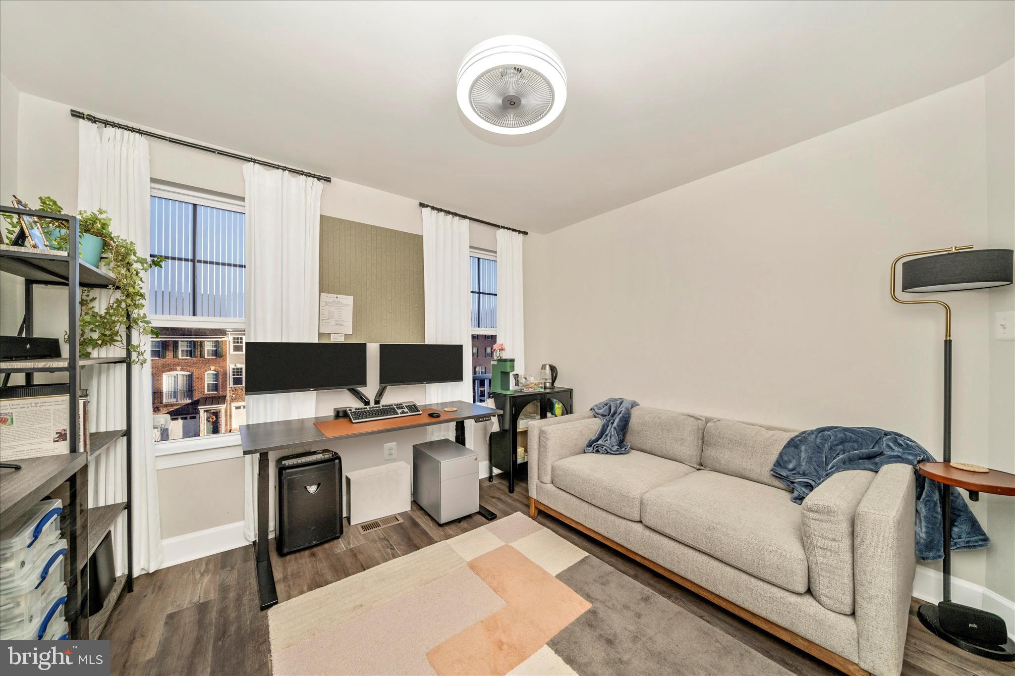 MARLBORO RIDGE - Residential