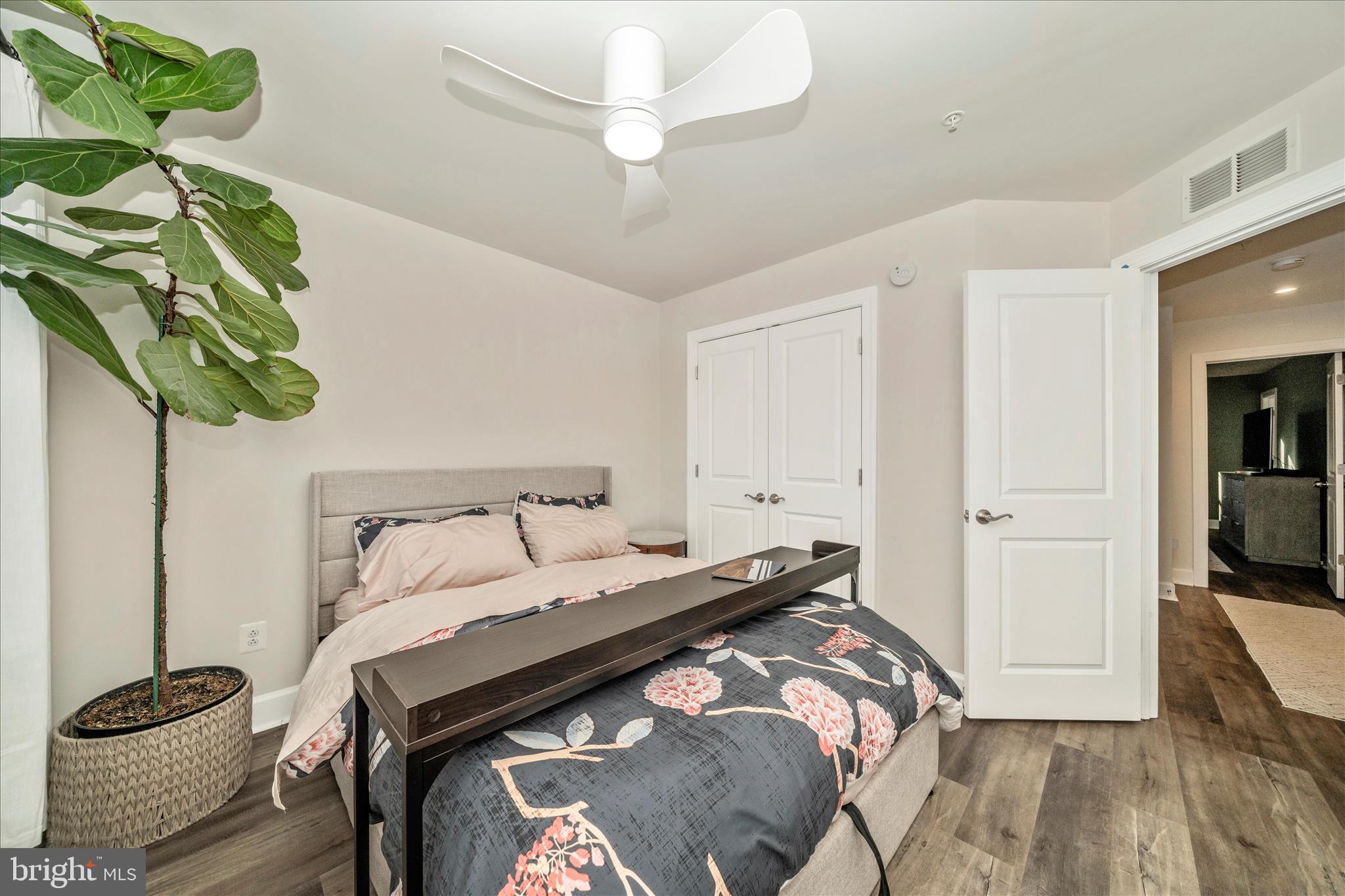 MARLBORO RIDGE - Residential