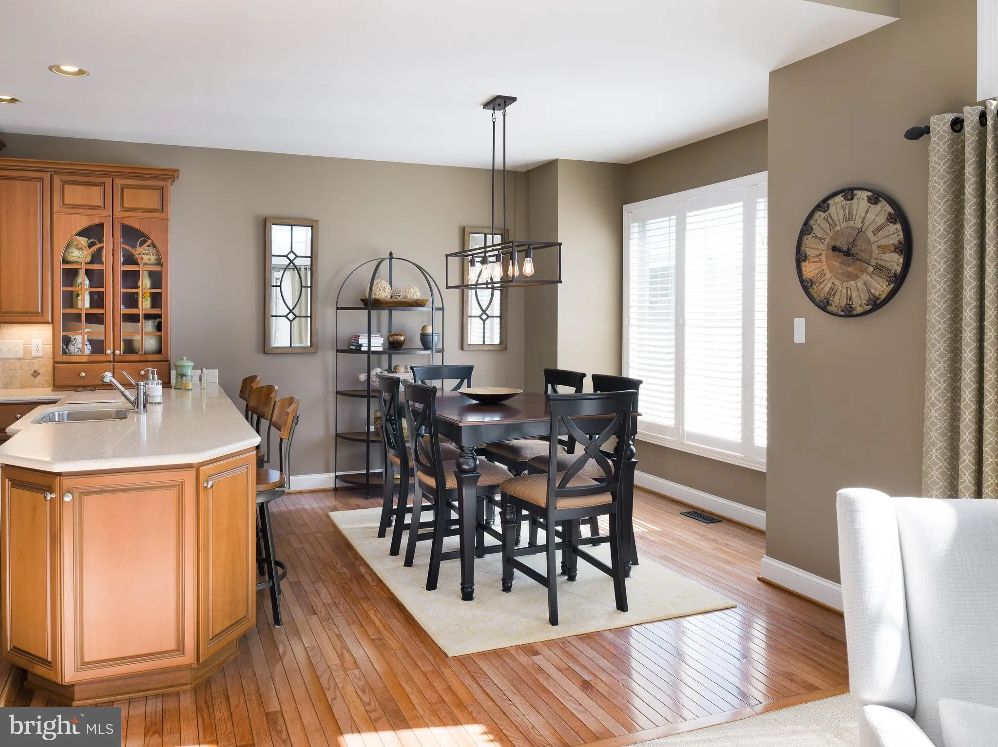 Exton, Pennsylvania 19341, United States, 3 Bedrooms Bedrooms, ,4 BathroomsBathrooms,Residential,Active,94441