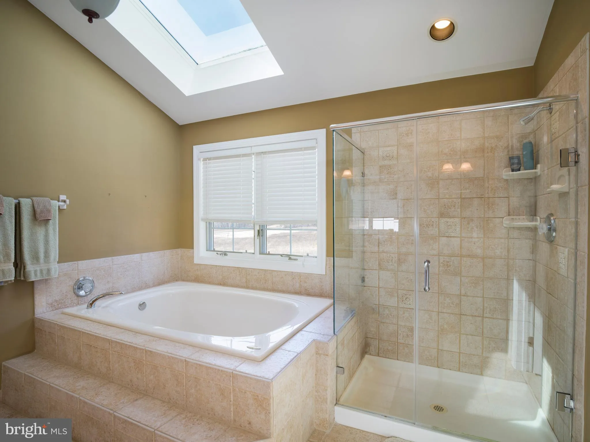 Exton, Pennsylvania 19341, United States, 3 Bedrooms Bedrooms, ,4 BathroomsBathrooms,Residential,Active,94441