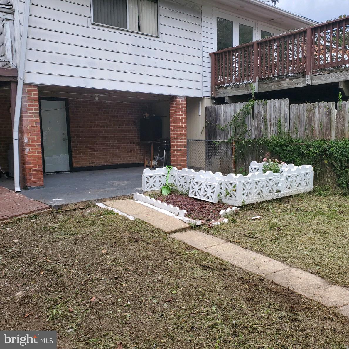 WAKEFIELD - Residential