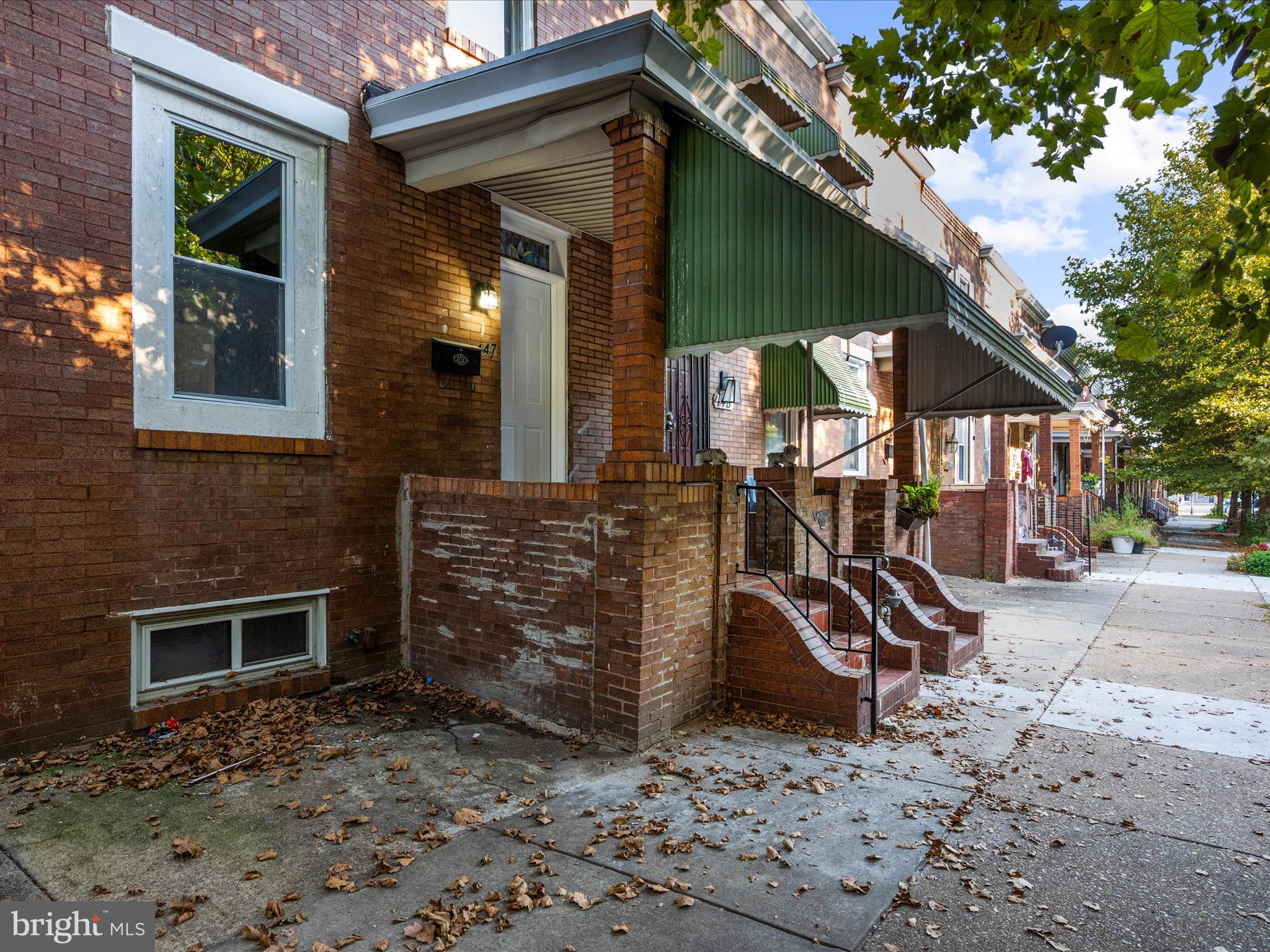 ELWOOD PARK - Residential