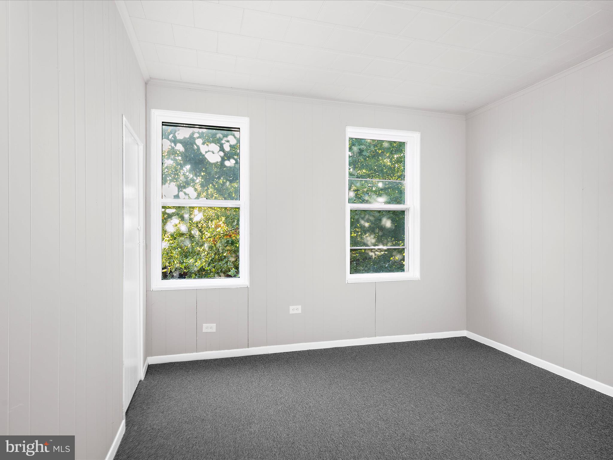 ELWOOD PARK - Residential